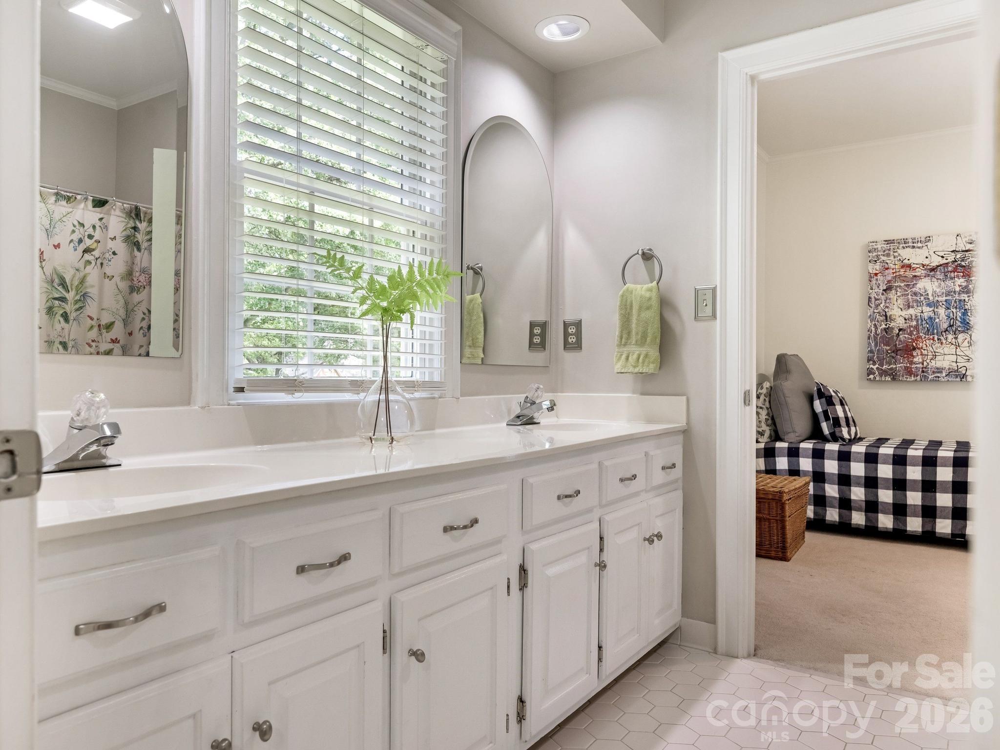 9627 Penshurst Trace — Charlotte