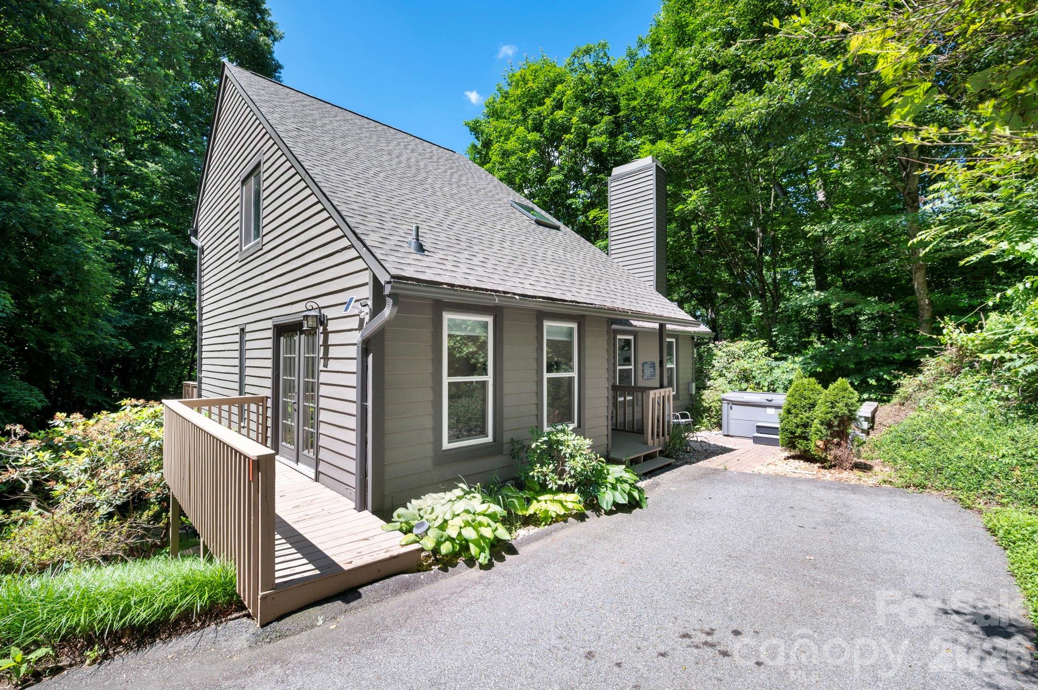 450 Elk Mountain Scenic Highway — Asheville