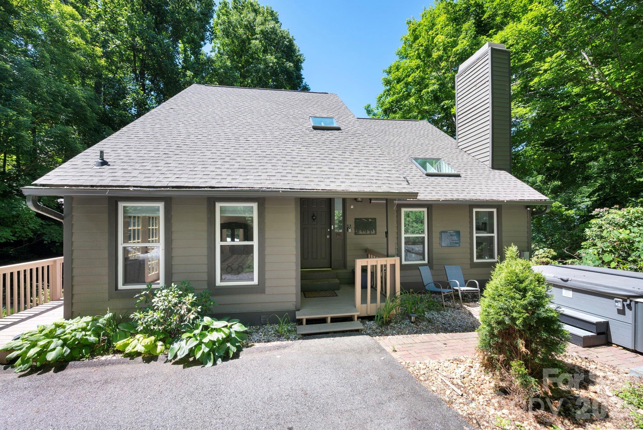 450 Elk Mountain Scenic Highway — Asheville
