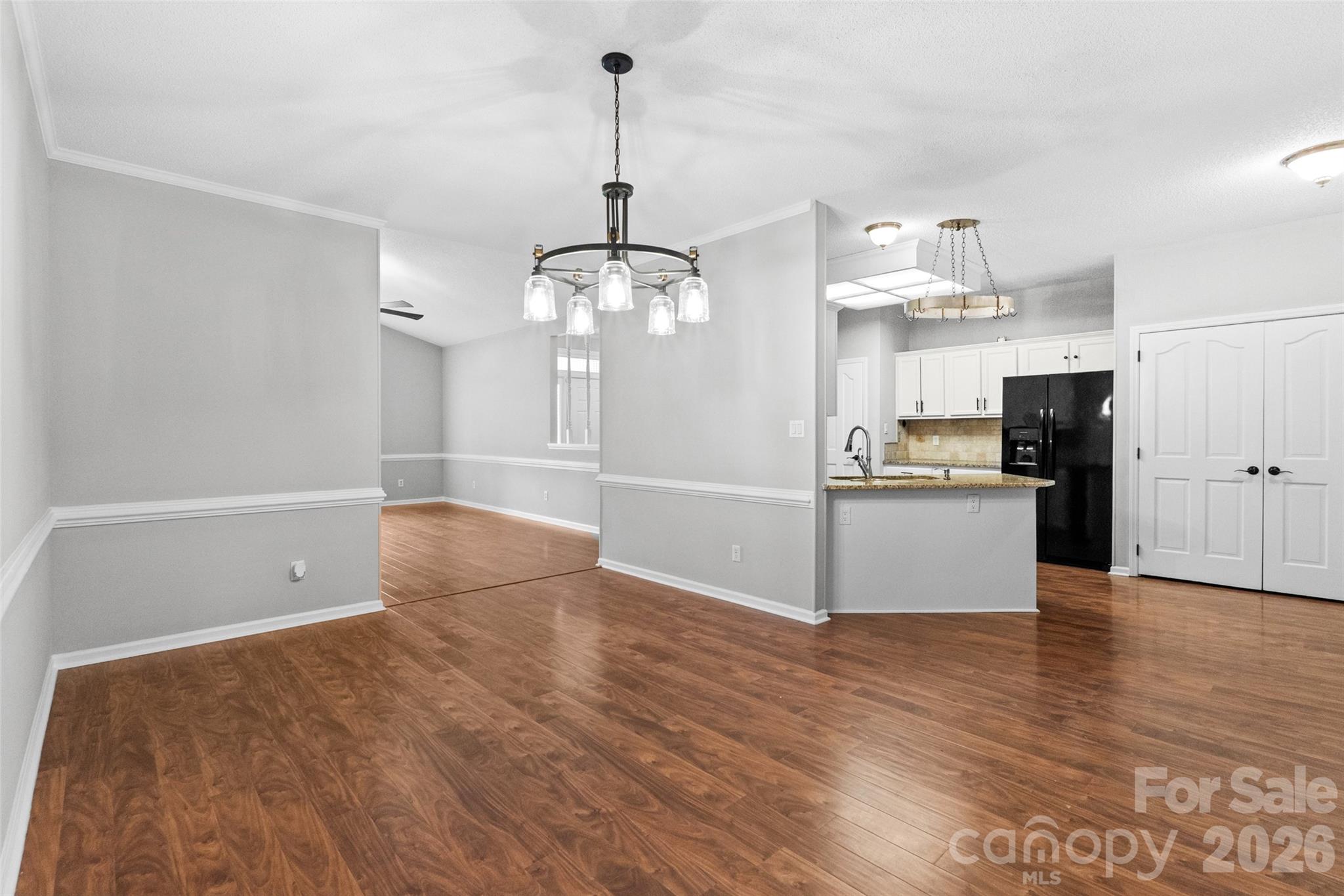 2001 Colony Hill Drive — Charlotte