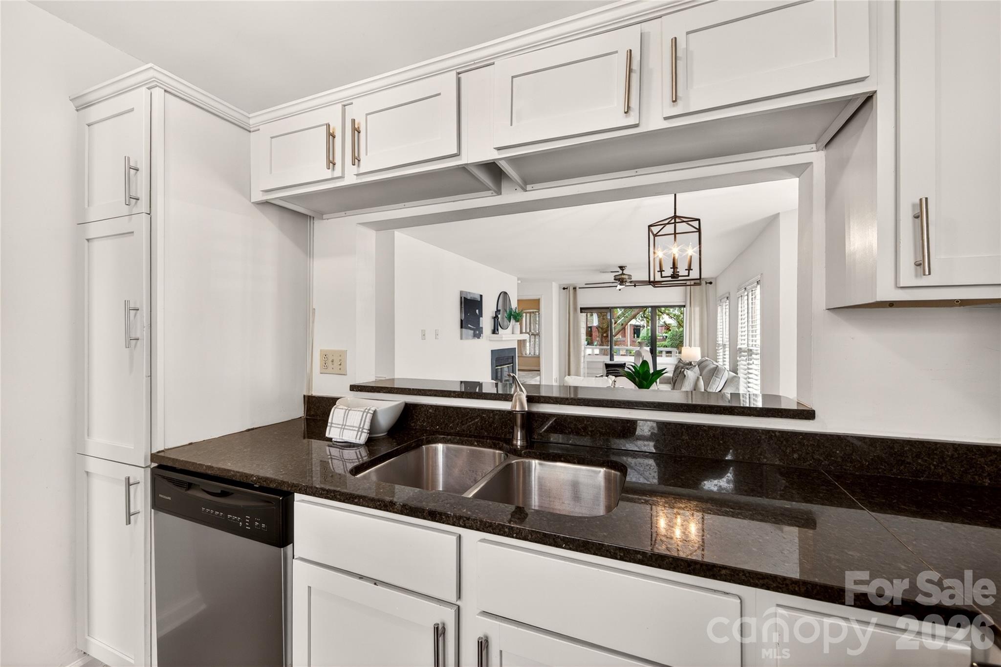 2715 Selwyn Avenue #26 — Charlotte