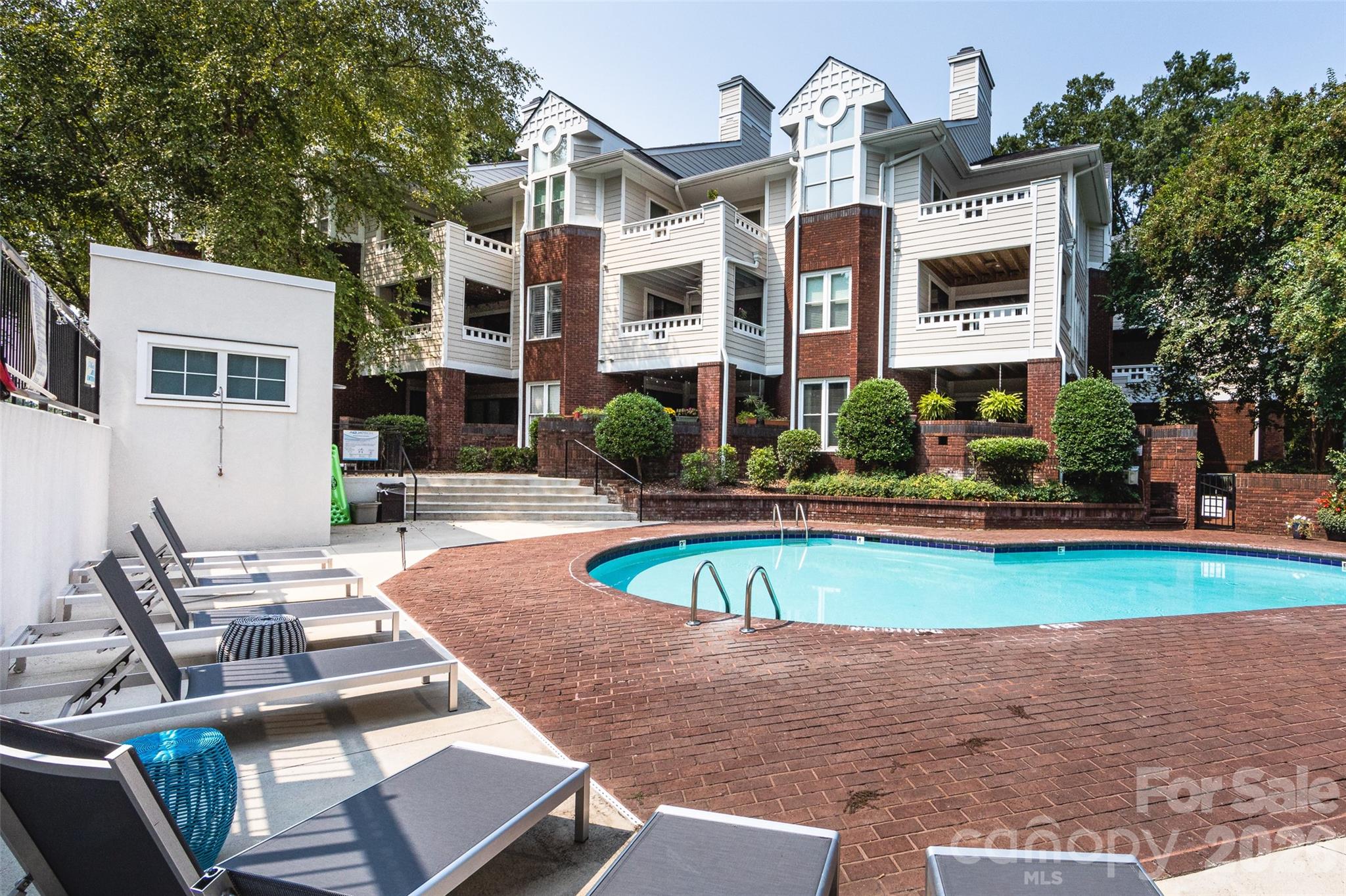 2715 Selwyn Avenue #26 — Charlotte