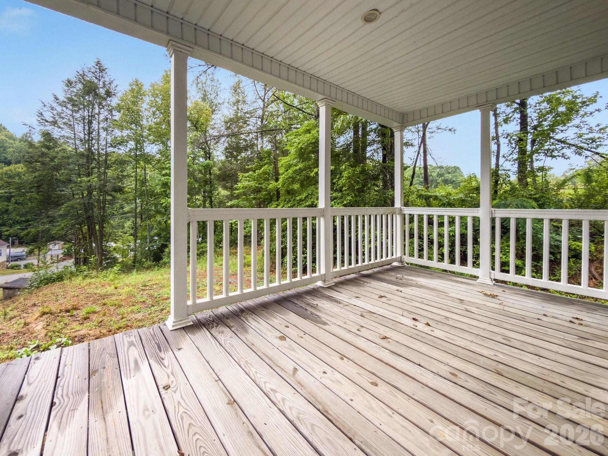 2346 Collettsville Road — Lenoir