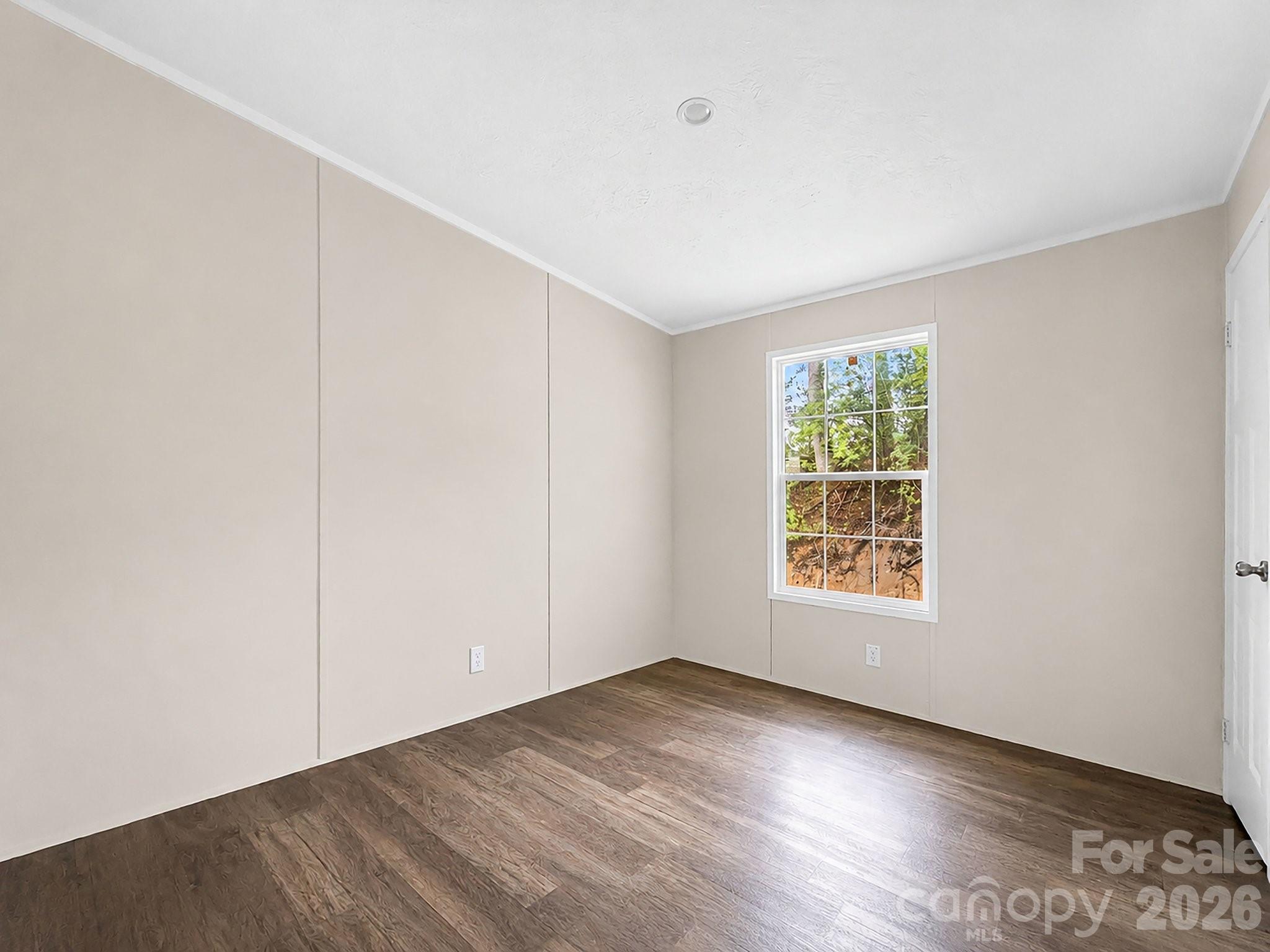 2346 Collettsville Road — Lenoir