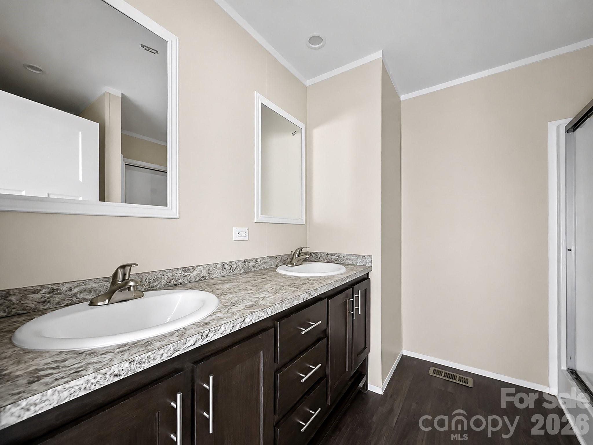 2346 Collettsville Road — Lenoir