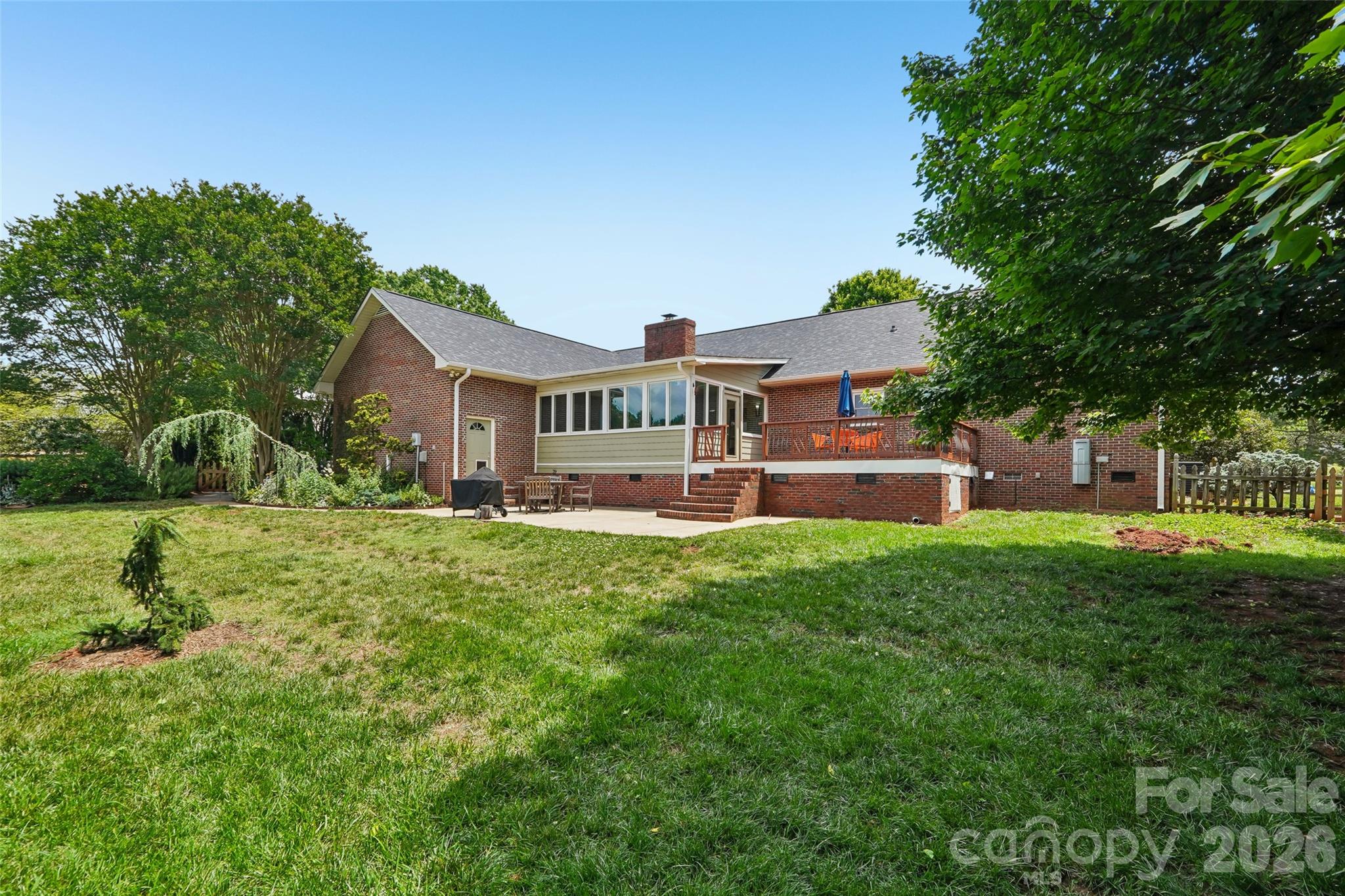 320 Canvasback Road — Mooresville