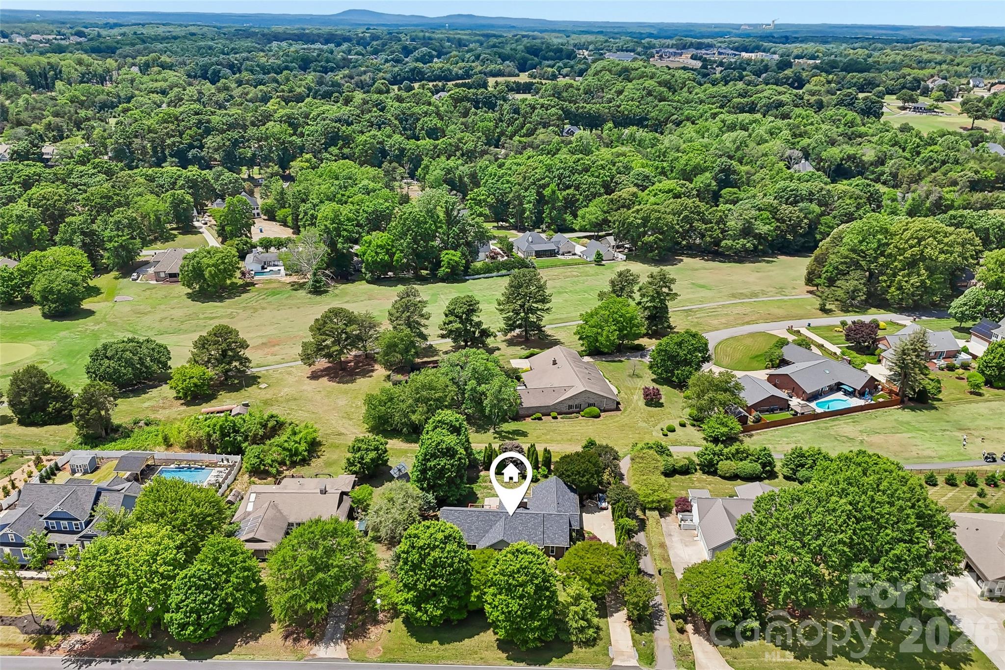 320 Canvasback Road — Mooresville