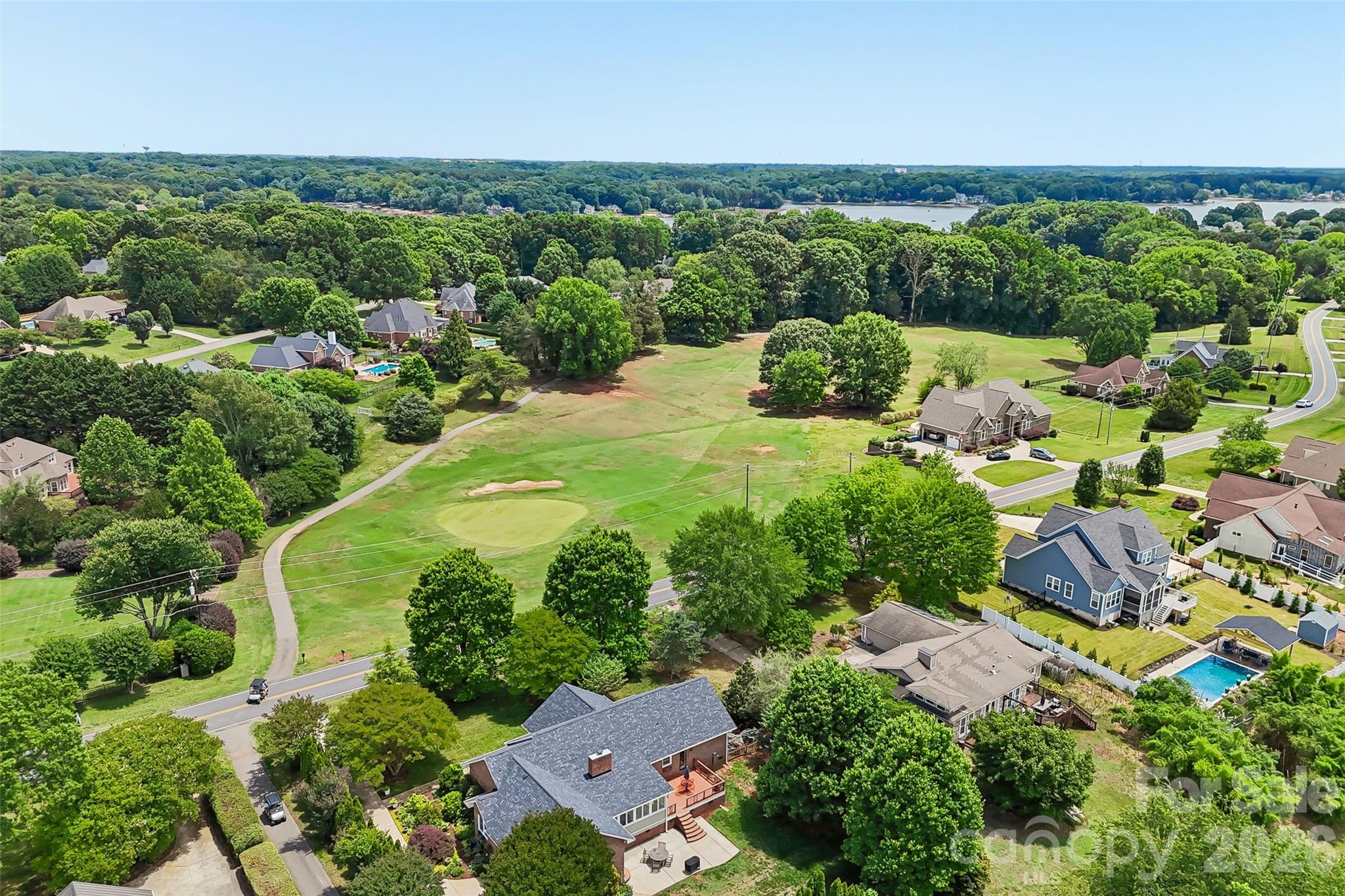 320 Canvasback Road — Mooresville