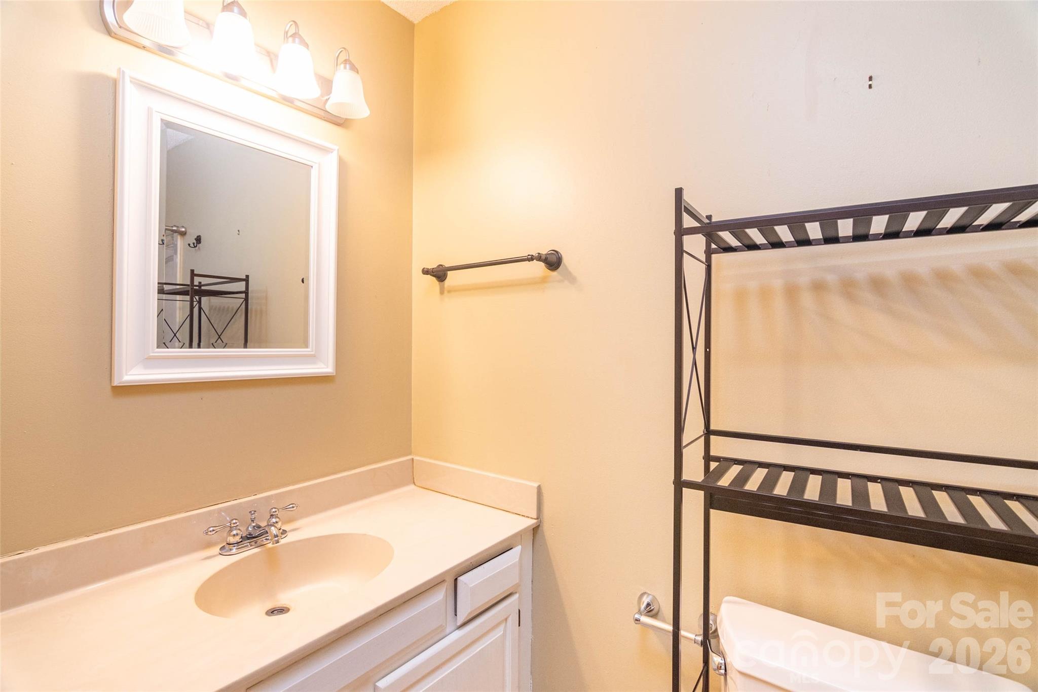 4105 Pickens Highway — Rosman