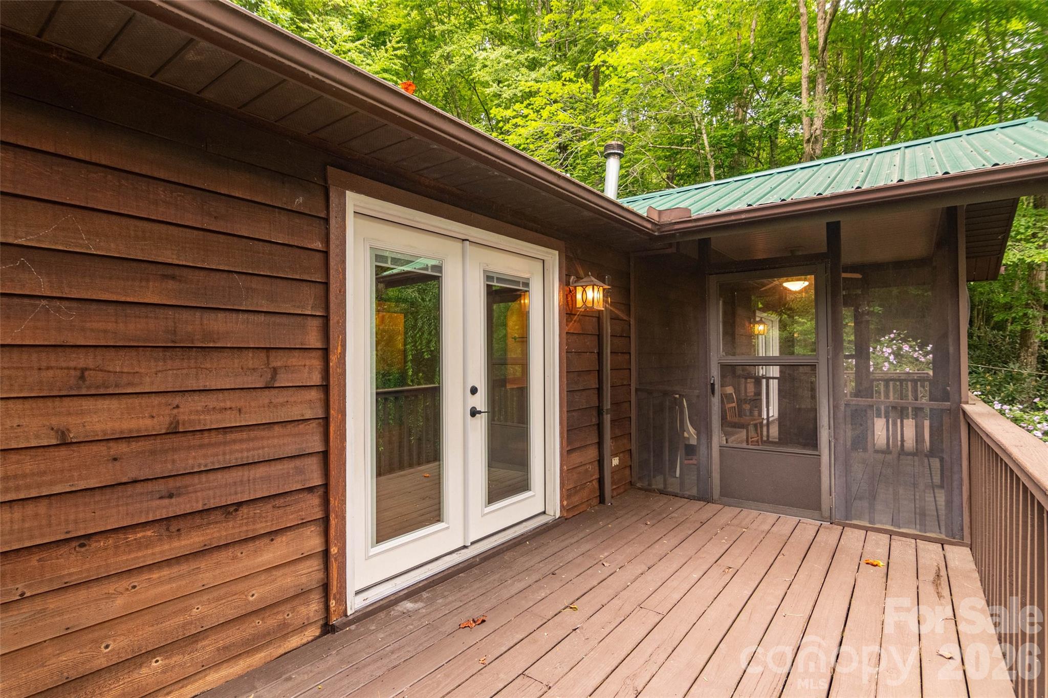 4105 Pickens Highway — Rosman