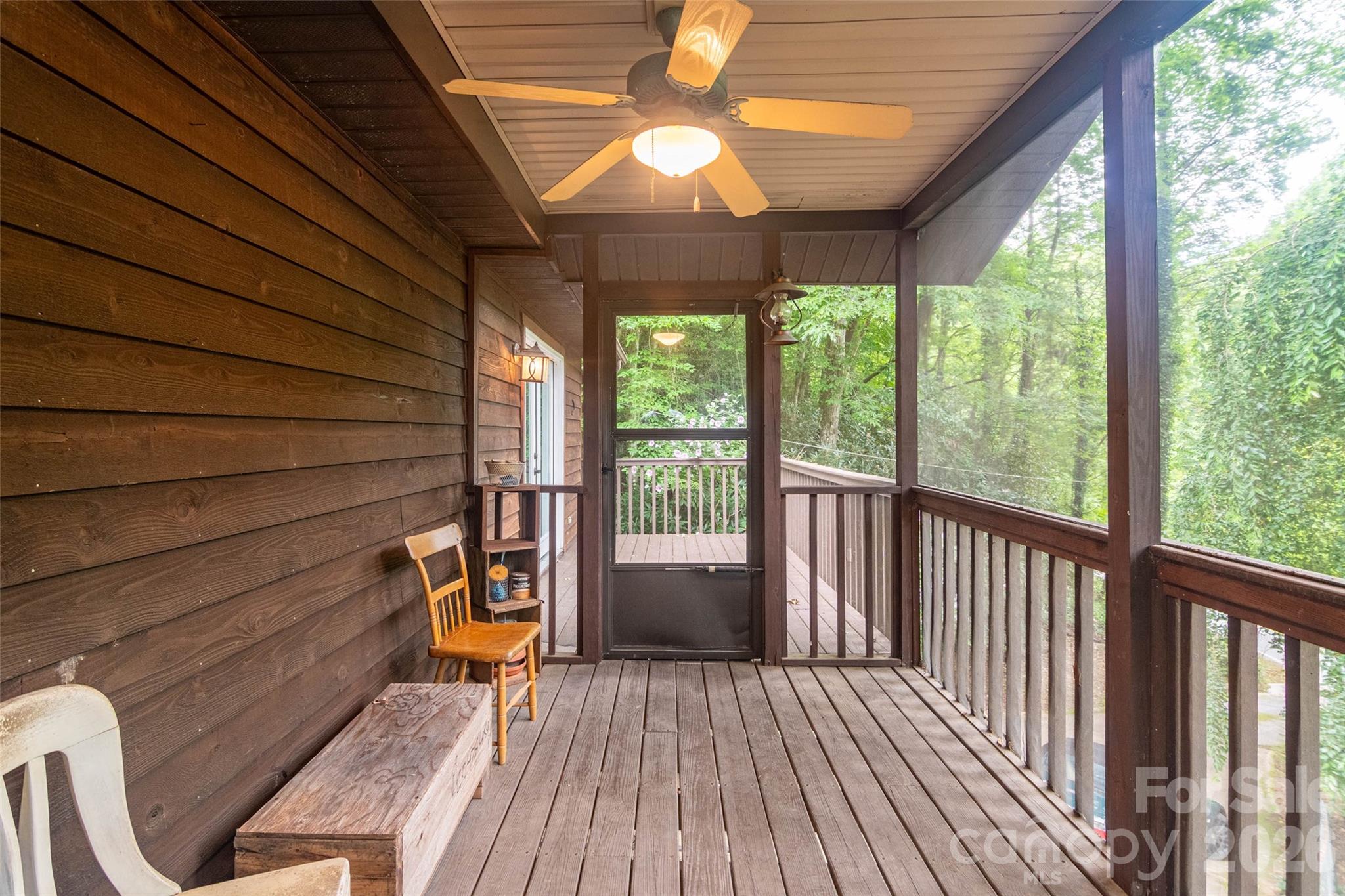 4105 Pickens Highway — Rosman