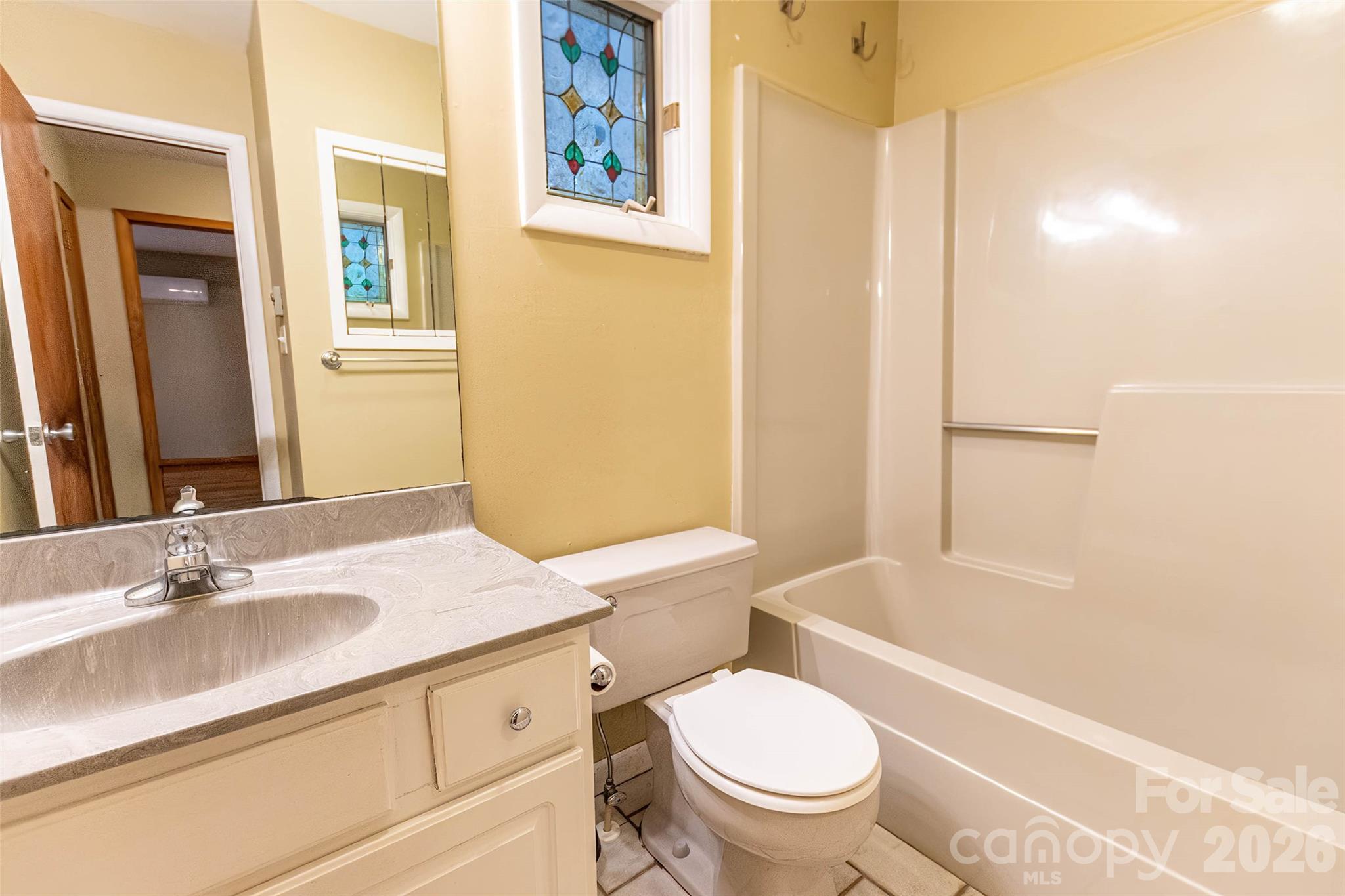 4105 Pickens Highway — Rosman