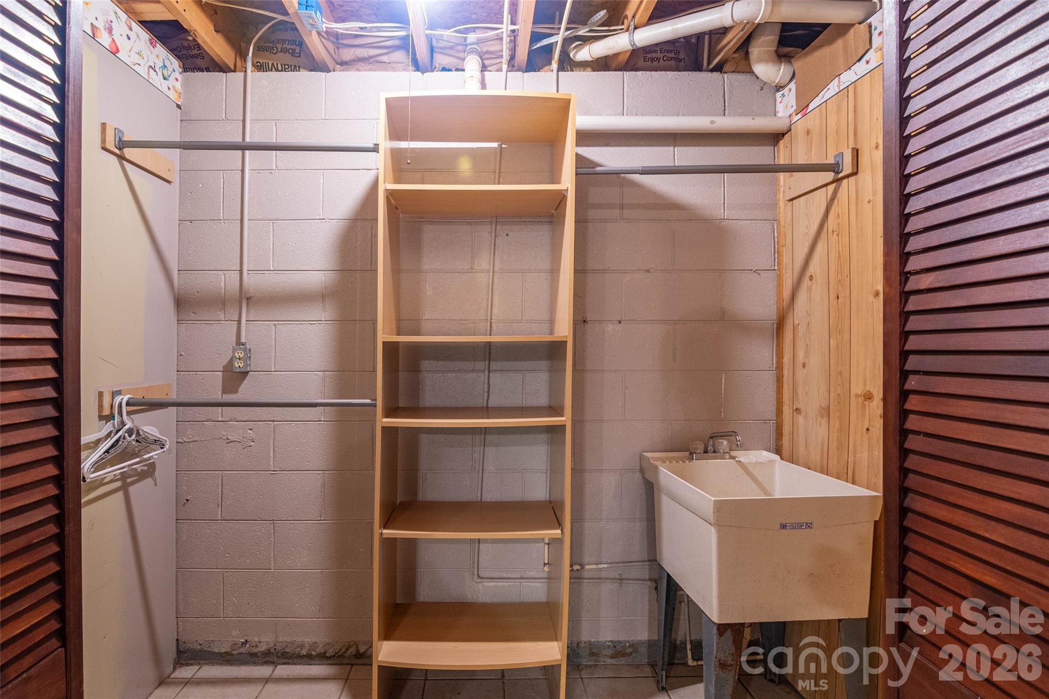 4105 Pickens Highway — Rosman