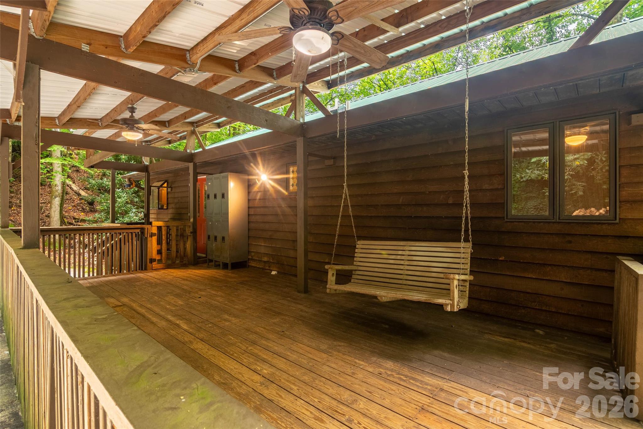 4105 Pickens Highway — Rosman