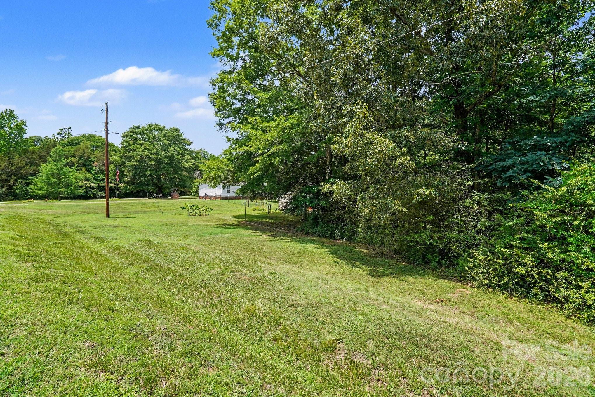 4665 Blade Run Road — Edgemoor