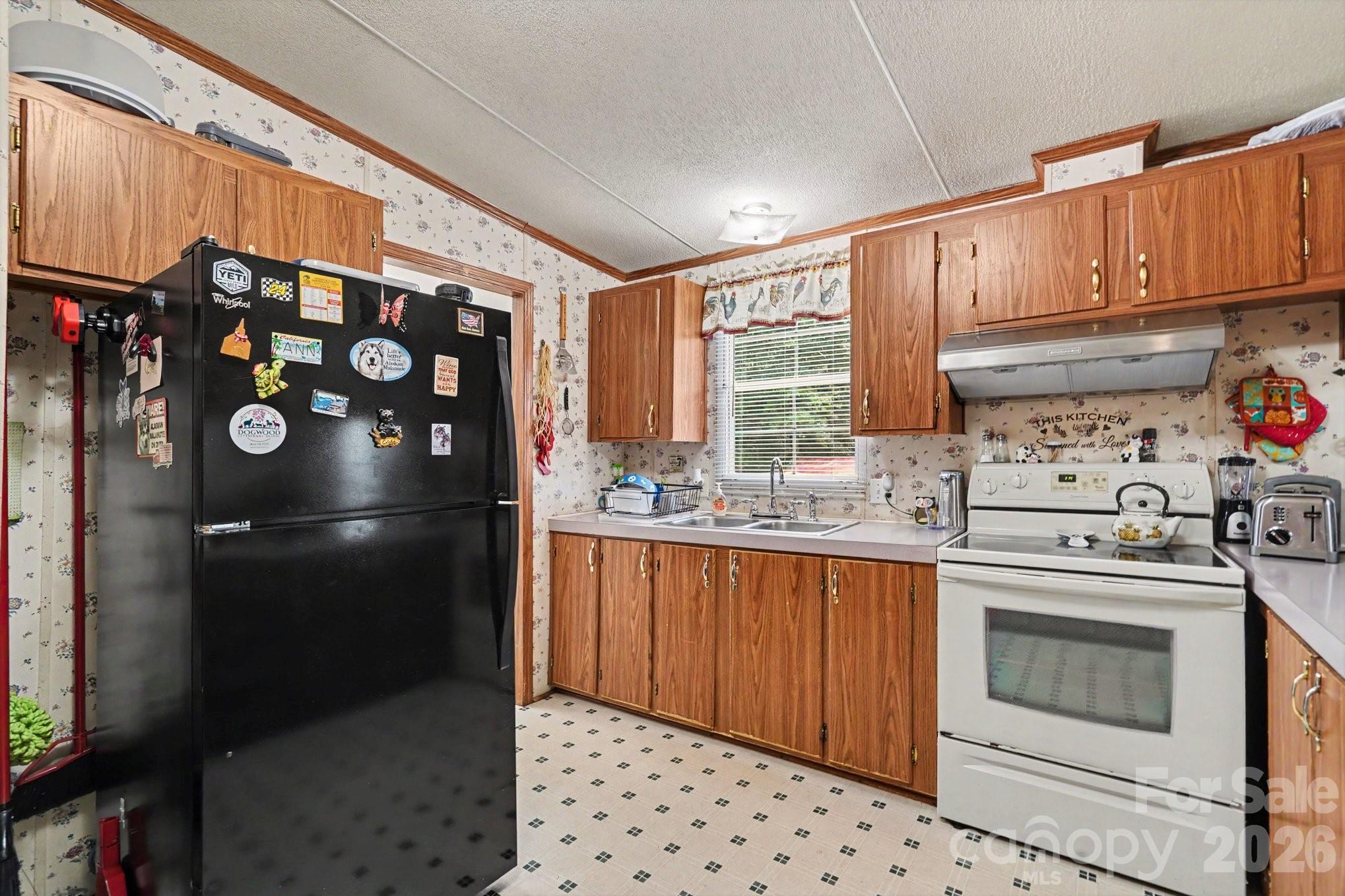 4665 Blade Run Road — Edgemoor