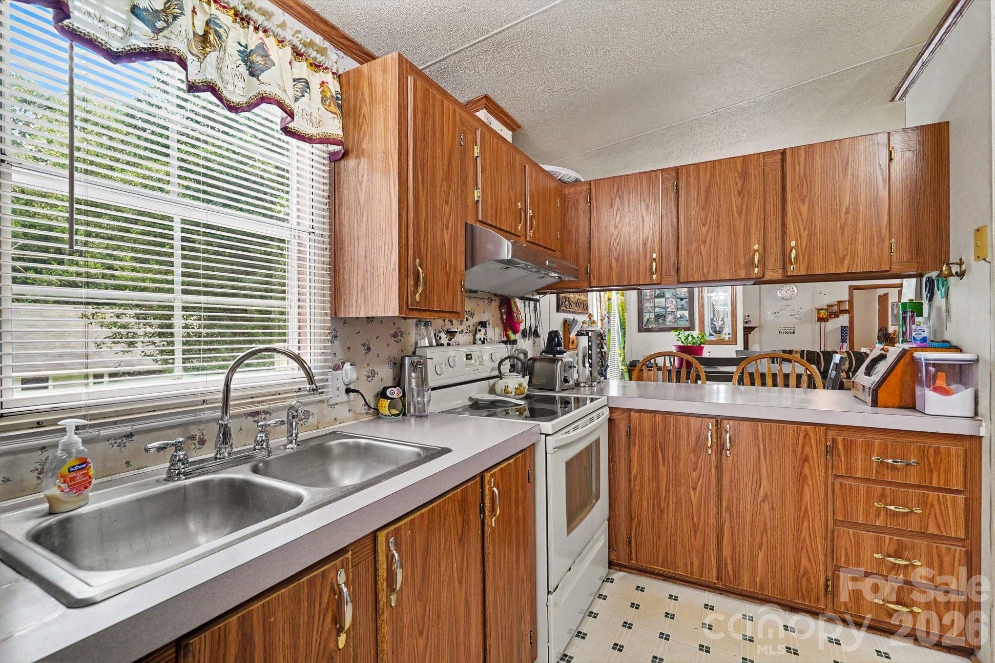 4665 Blade Run Road — Edgemoor