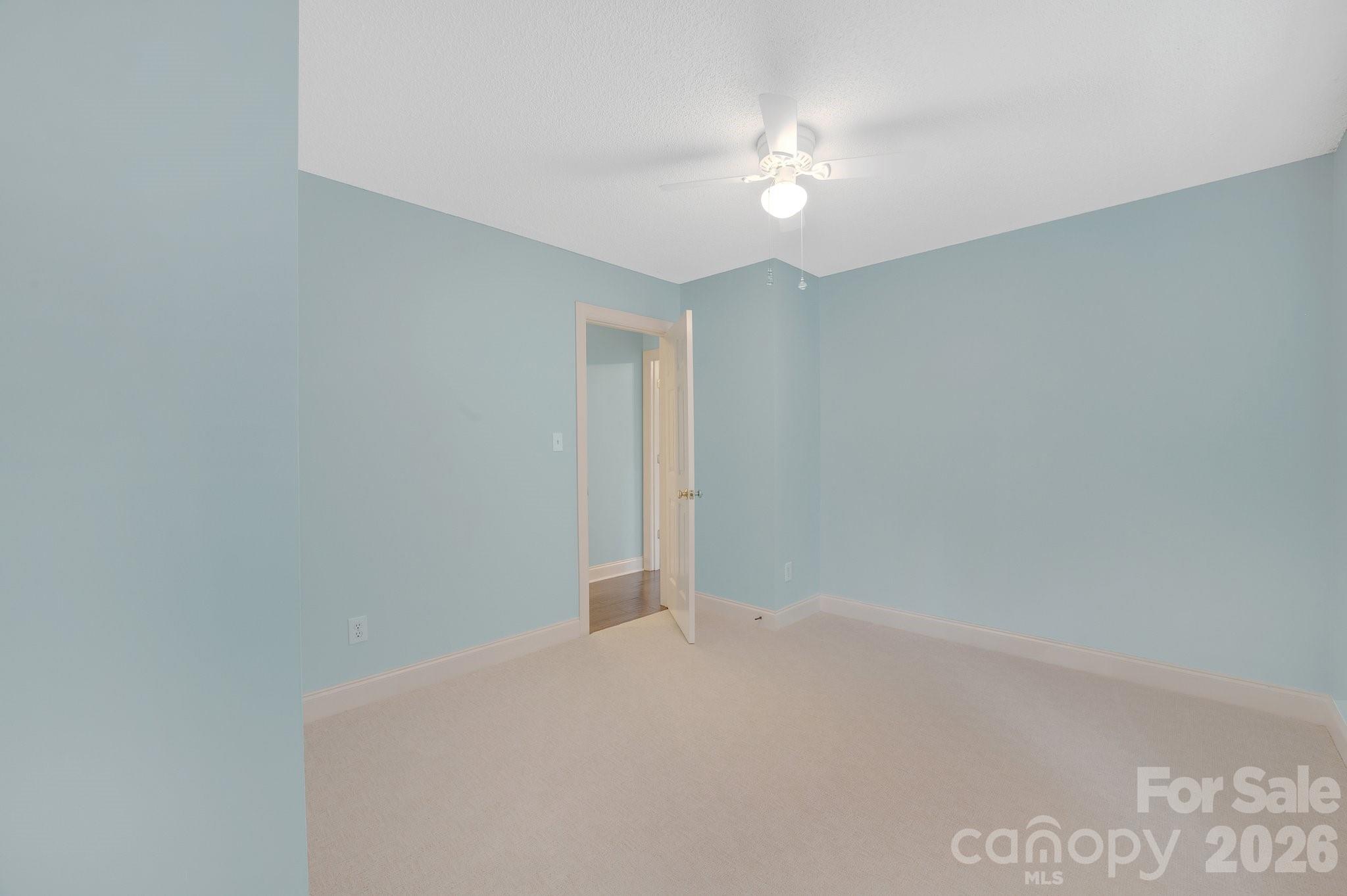 1637 Winthrop Lane — Monroe