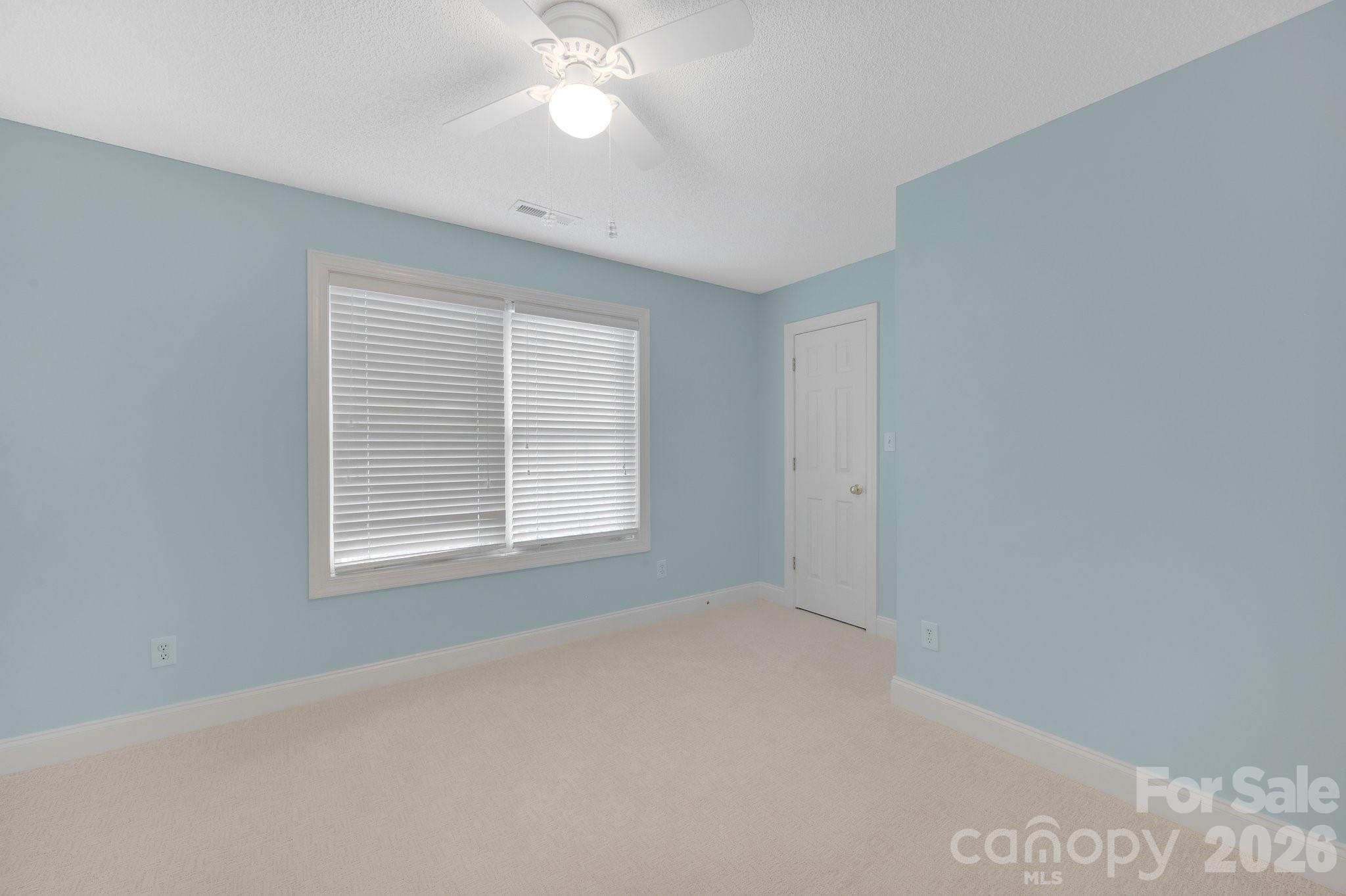 1637 Winthrop Lane — Monroe