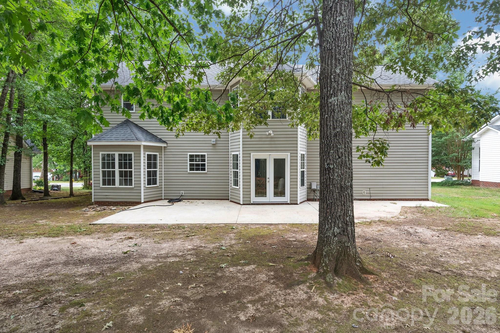1637 Winthrop Lane — Monroe