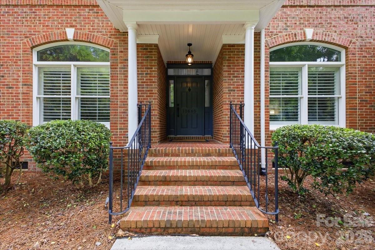 12665 Lindrick Lane — Charlotte