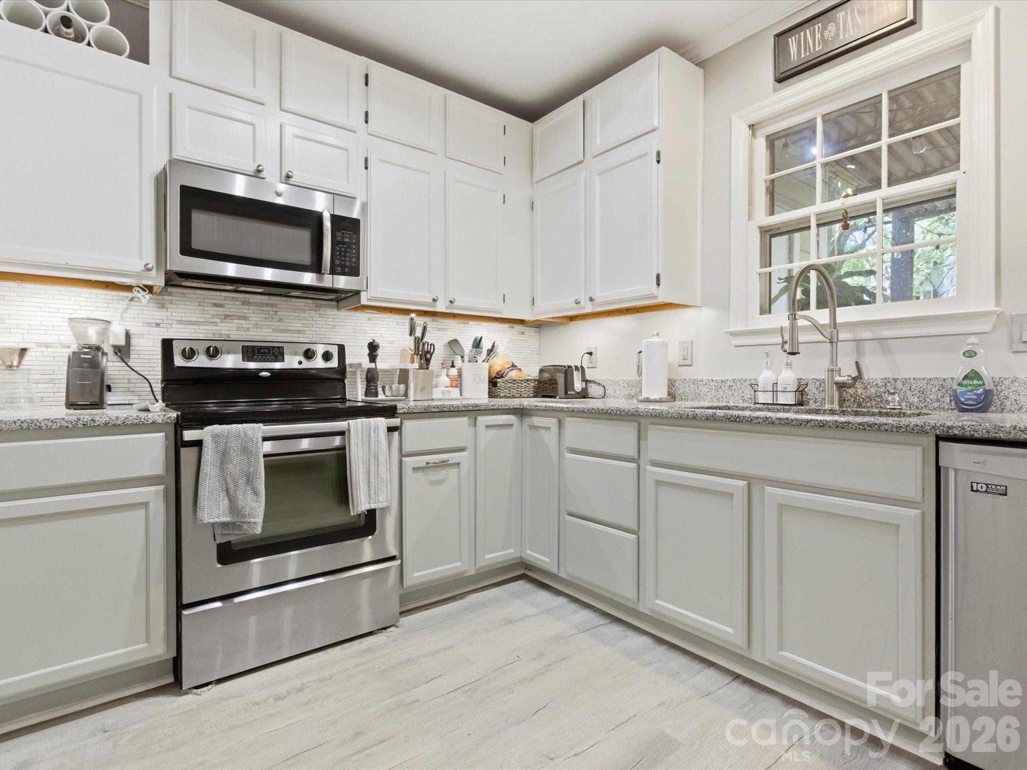 3304 Selwyn Farms Lane #3 — Charlotte