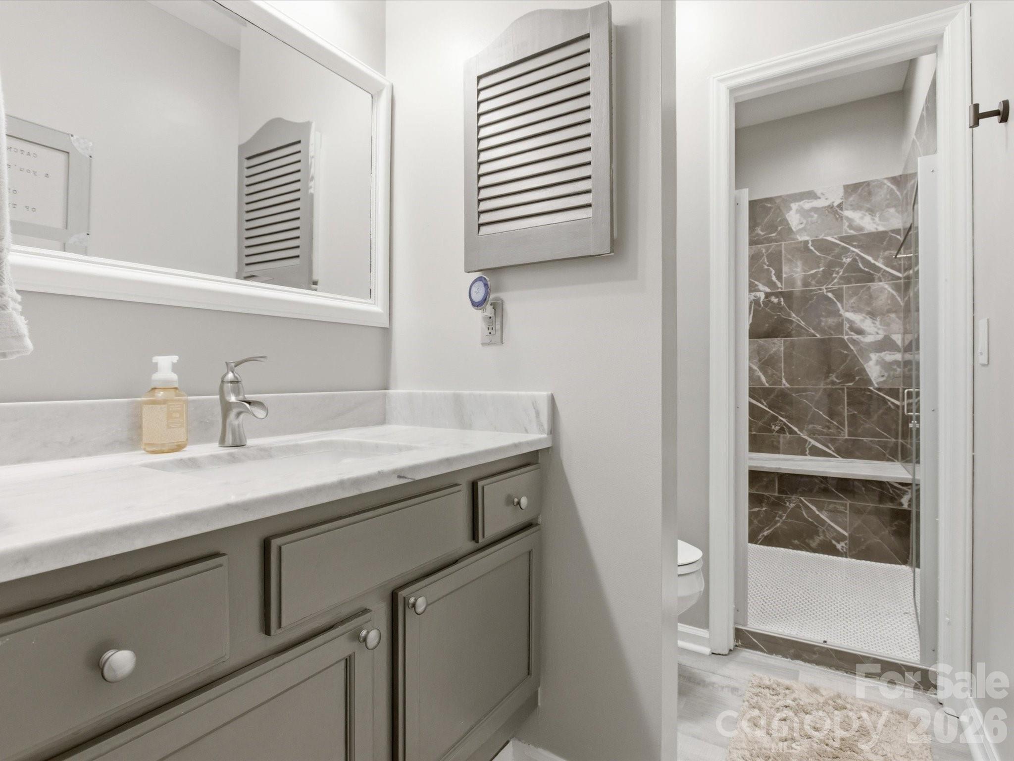 3304 Selwyn Farms Lane #3 — Charlotte