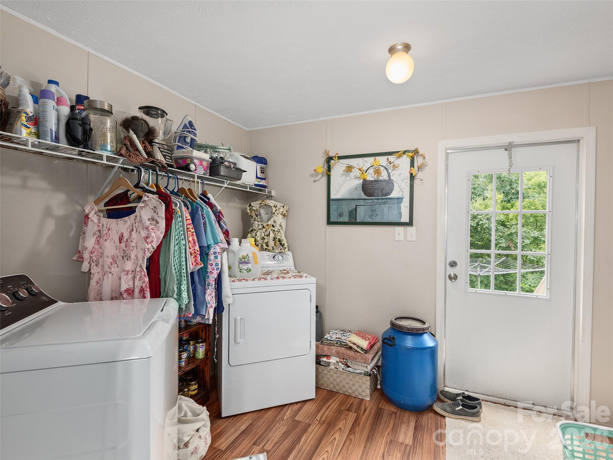 166 Indian Springs Road — Clyde