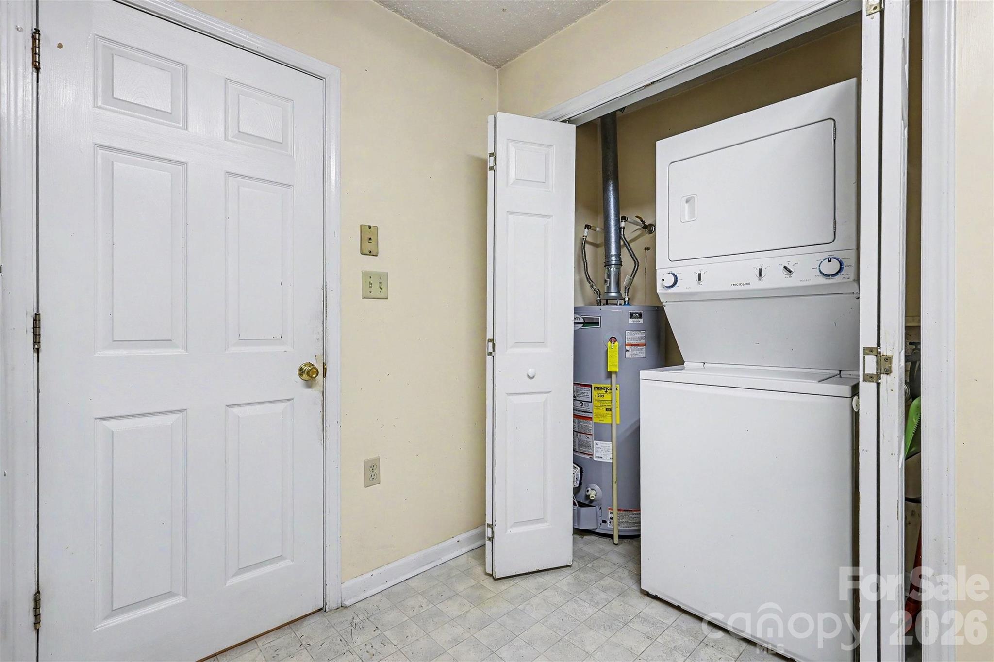 808 Floyd Lane — Gastonia