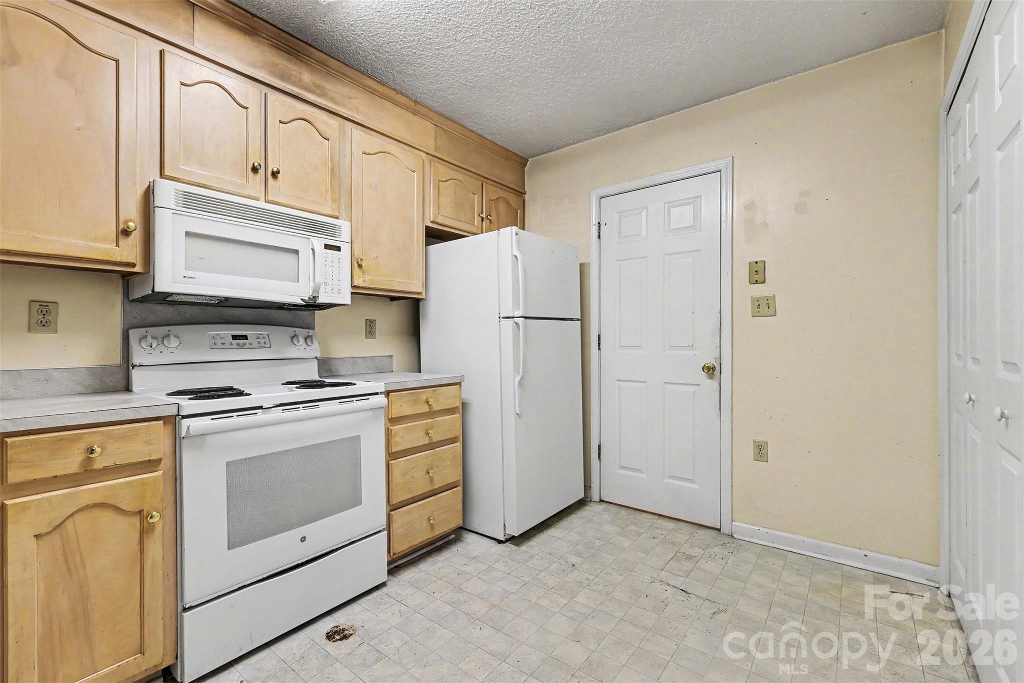 808 Floyd Lane — Gastonia