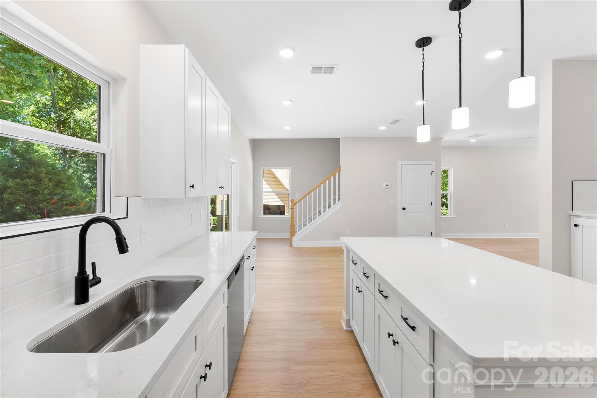 2100 Congress Court — Kannapolis