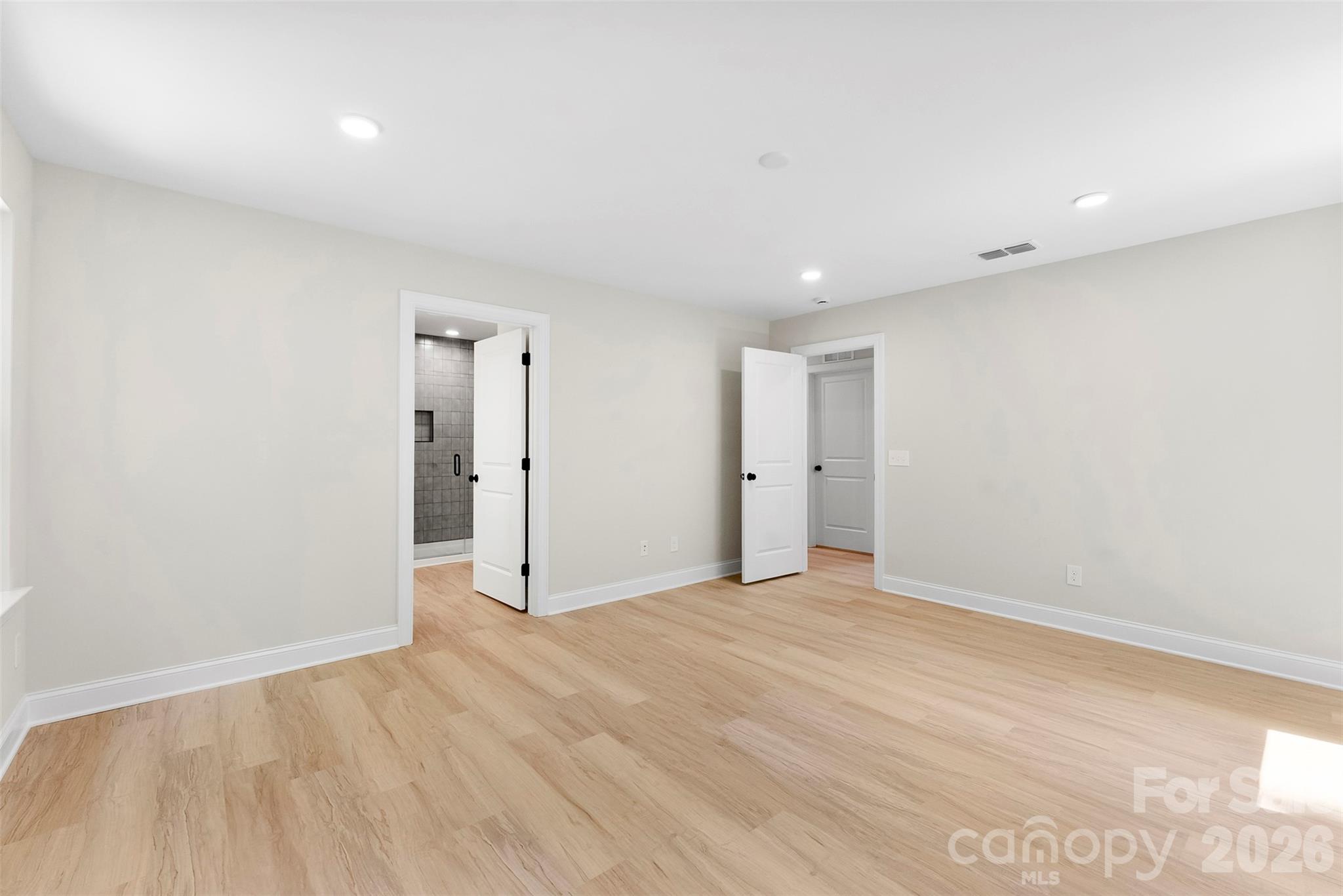 2100 Congress Court — Kannapolis