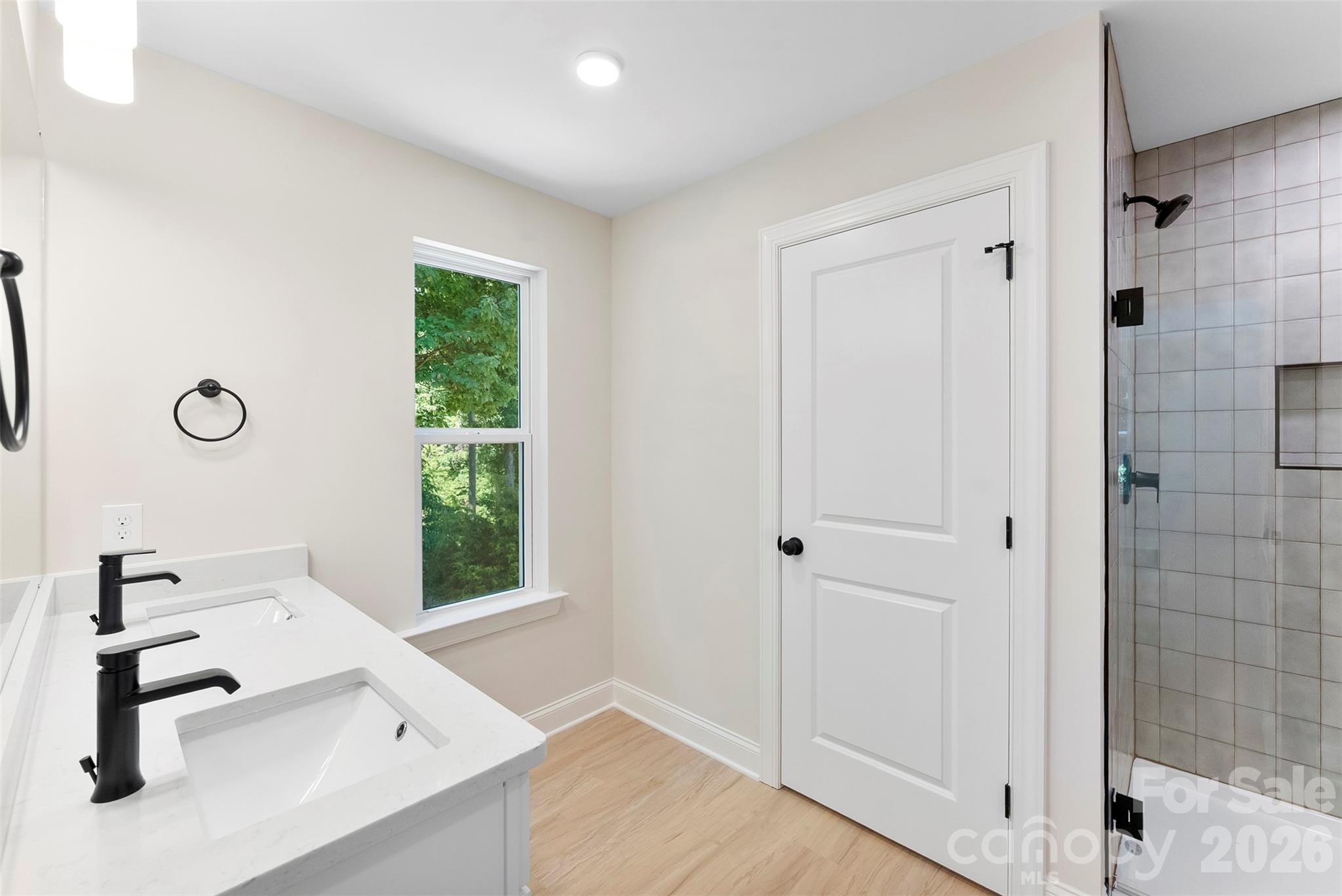 2100 Congress Court — Kannapolis