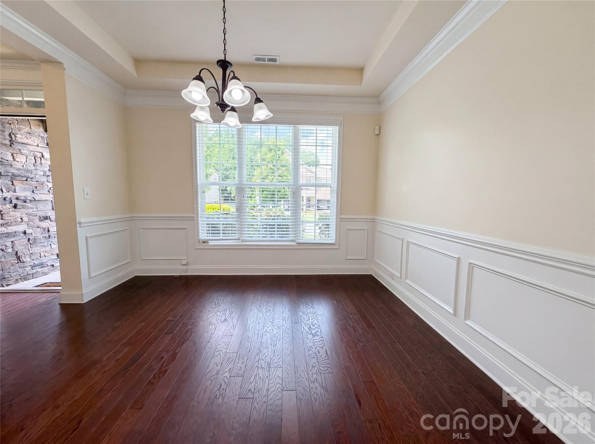 2115 Eskridge Terrace — Clover