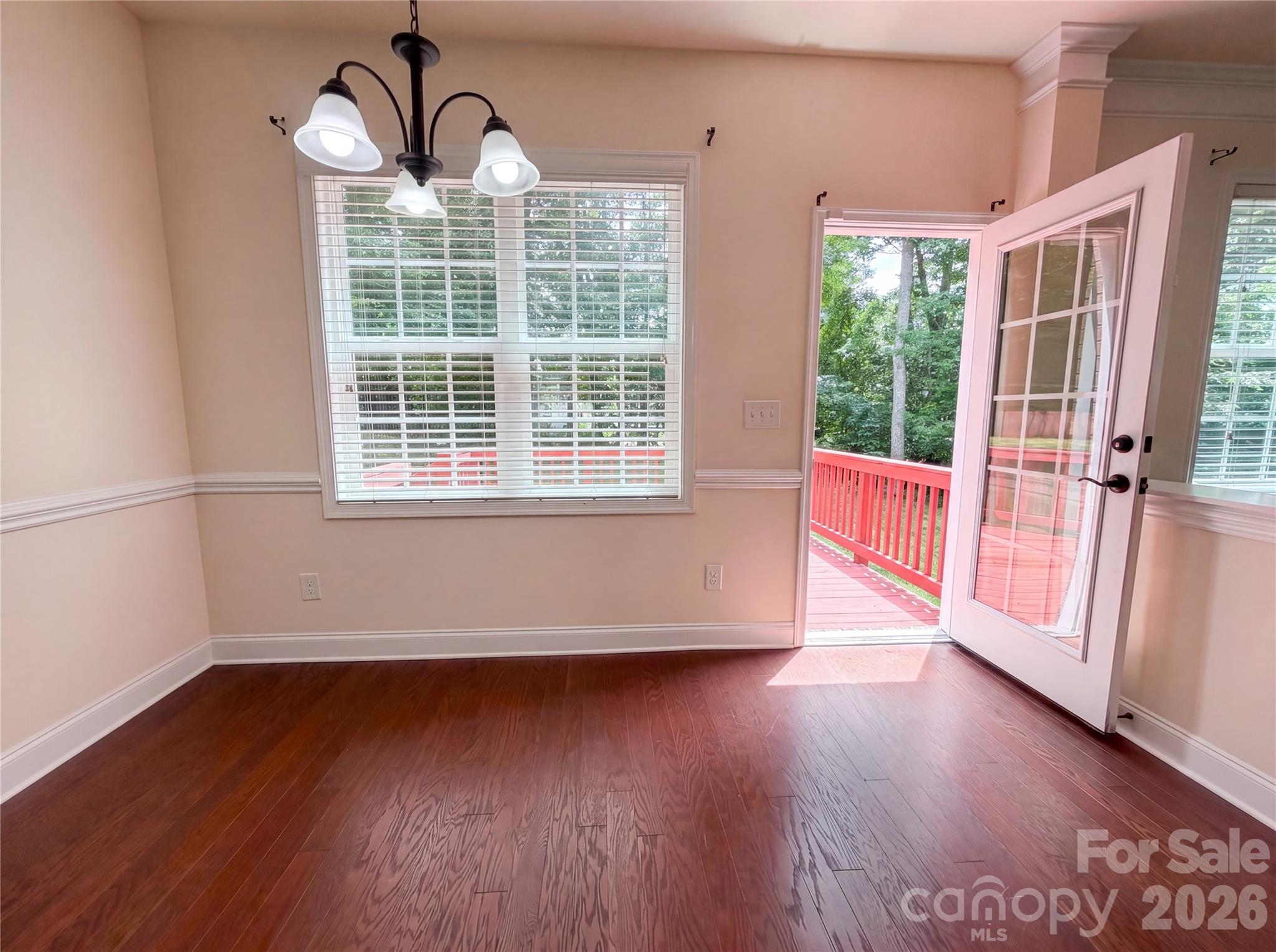 2115 Eskridge Terrace — Clover