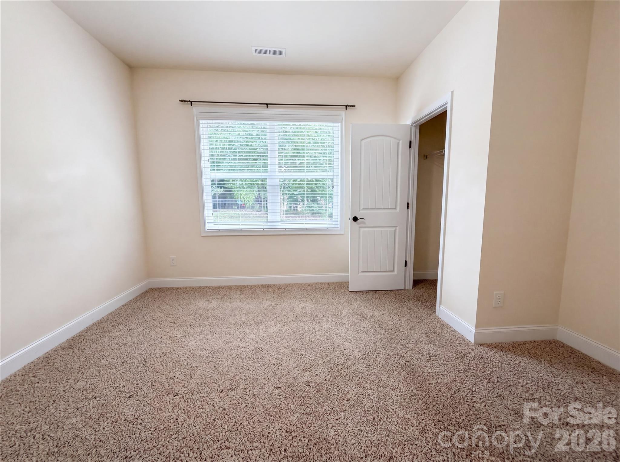 2115 Eskridge Terrace — Clover