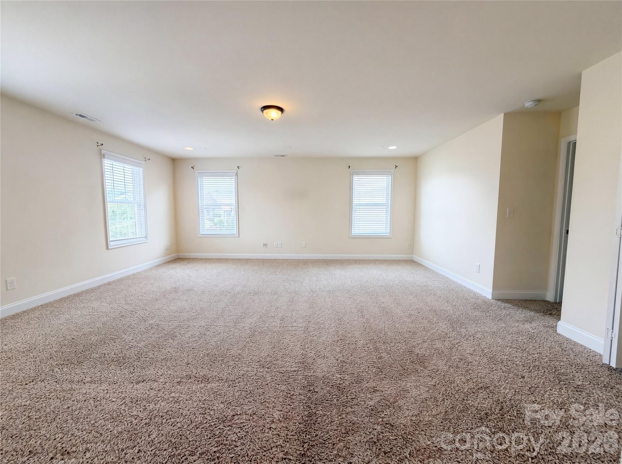 2115 Eskridge Terrace — Clover