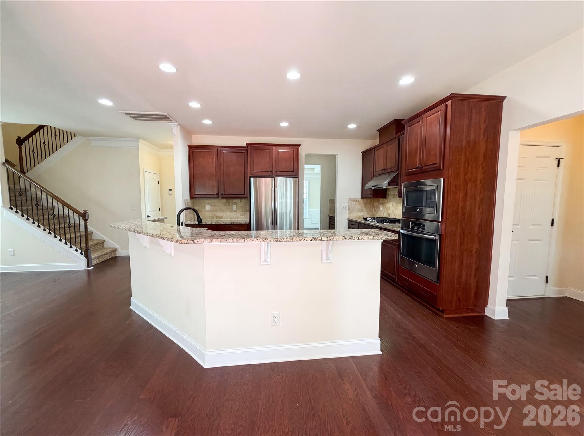 2115 Eskridge Terrace — Clover
