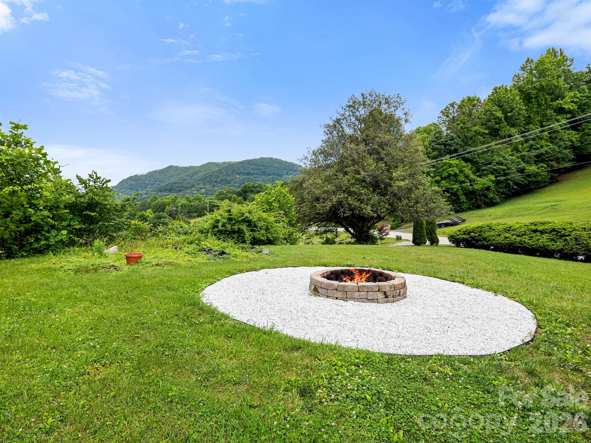 205 Old Fort Road — Fairview