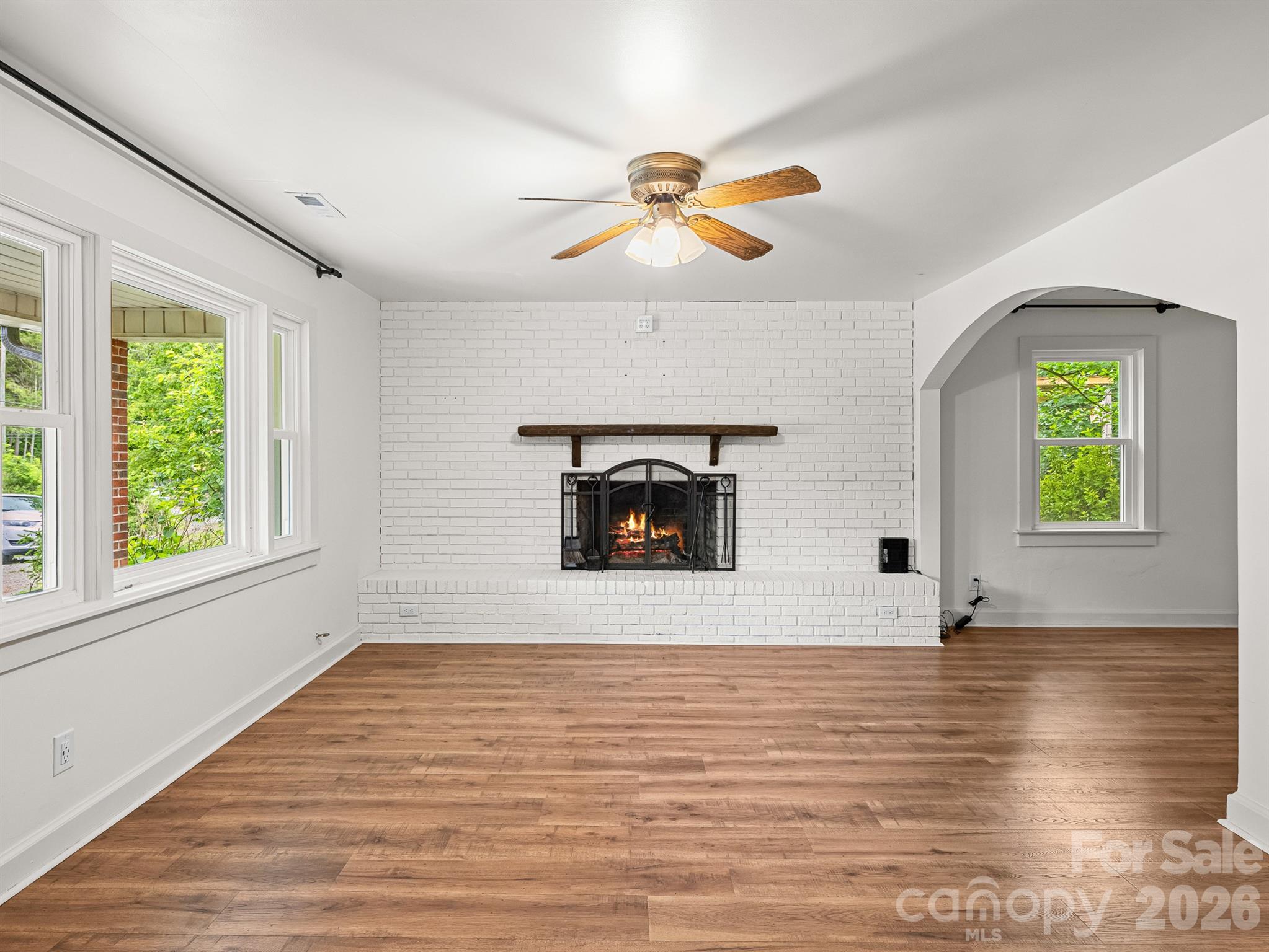 205 Old Fort Road — Fairview