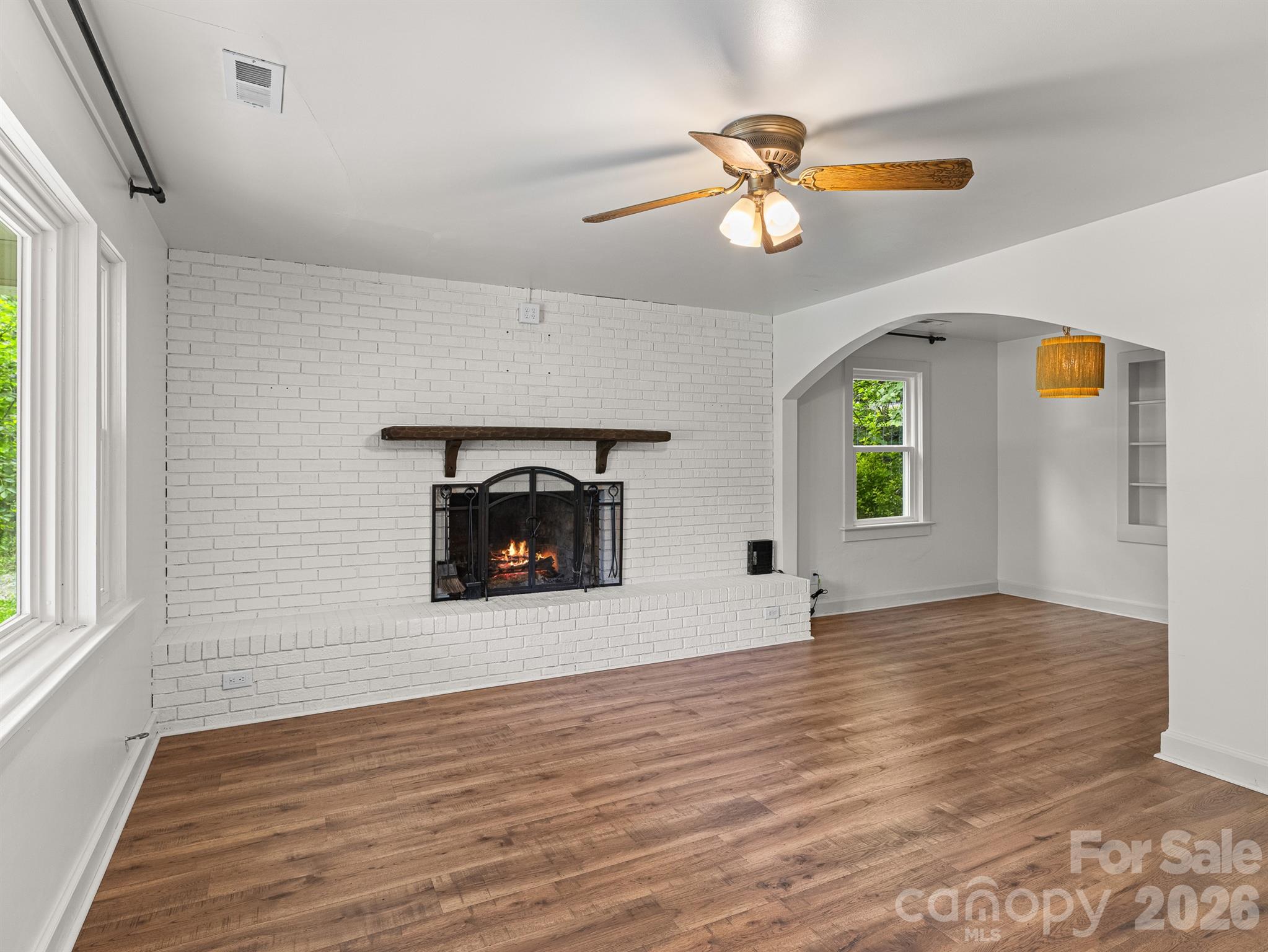 205 Old Fort Road — Fairview