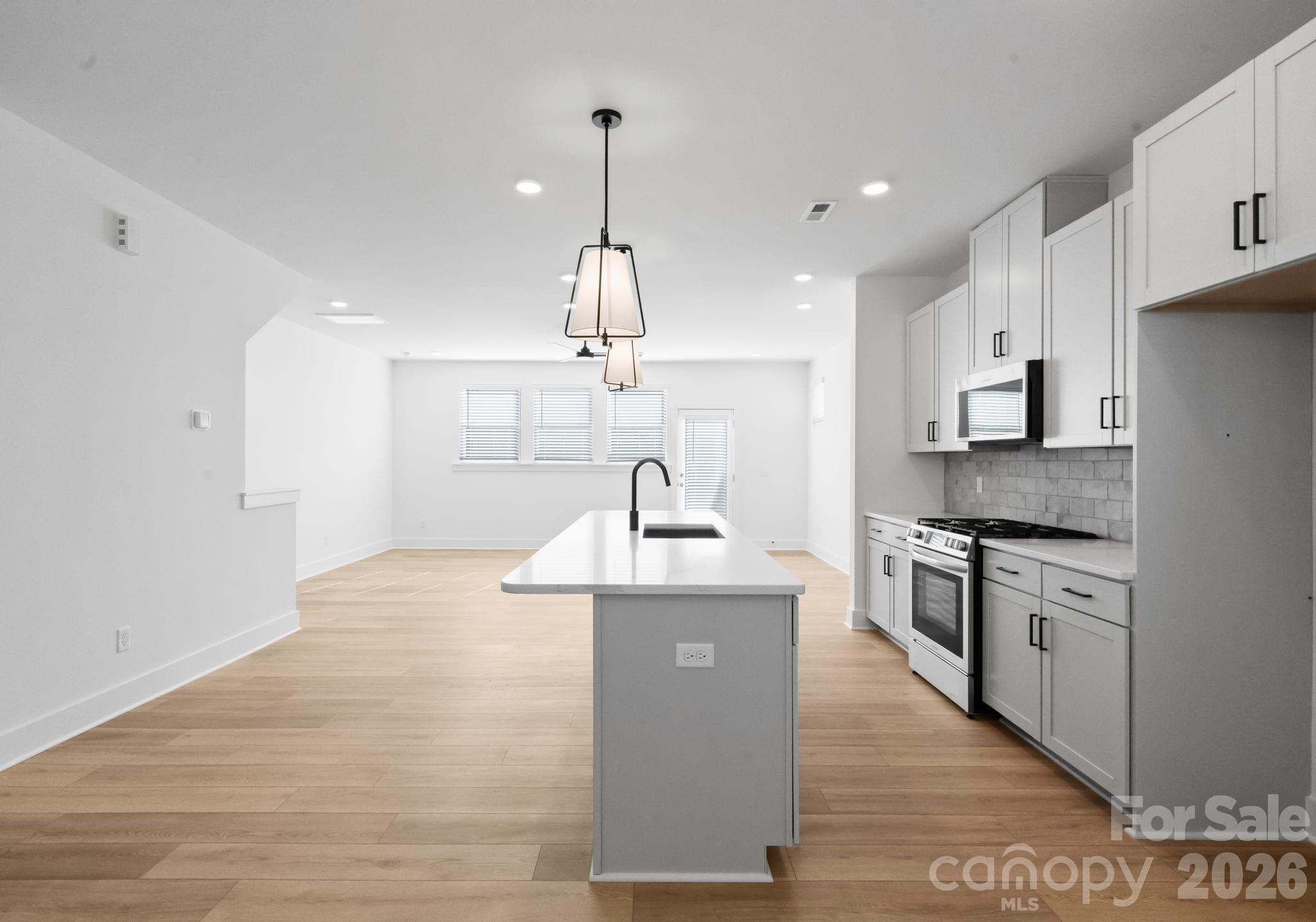 4027 Bass River Parkway — Charlotte