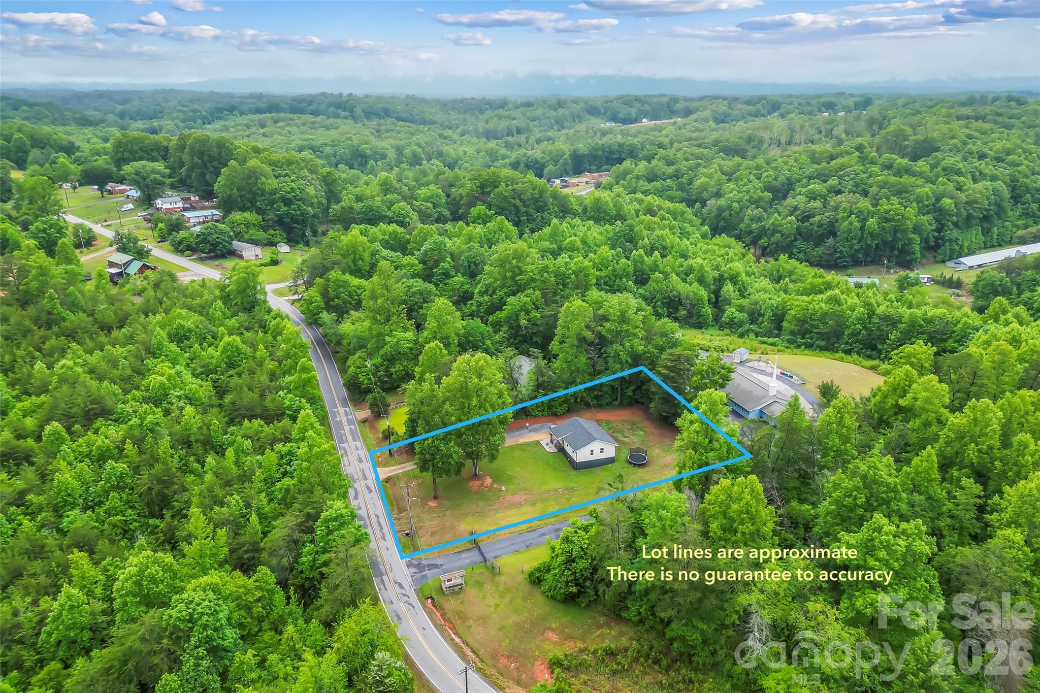 825 S Creek Road — Nebo