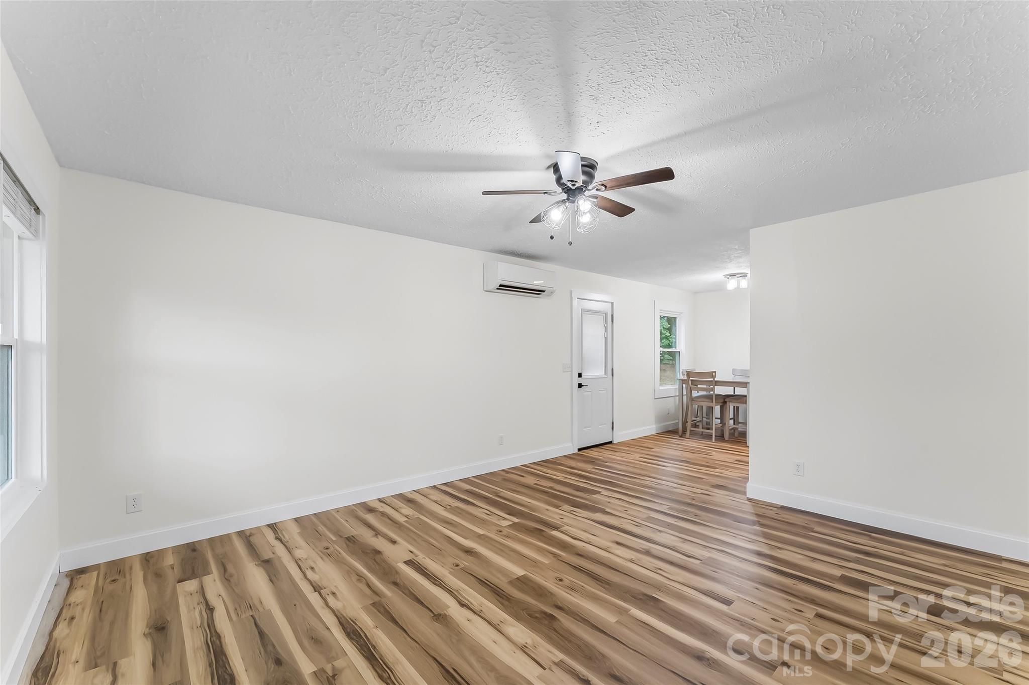 825 S Creek Road — Nebo
