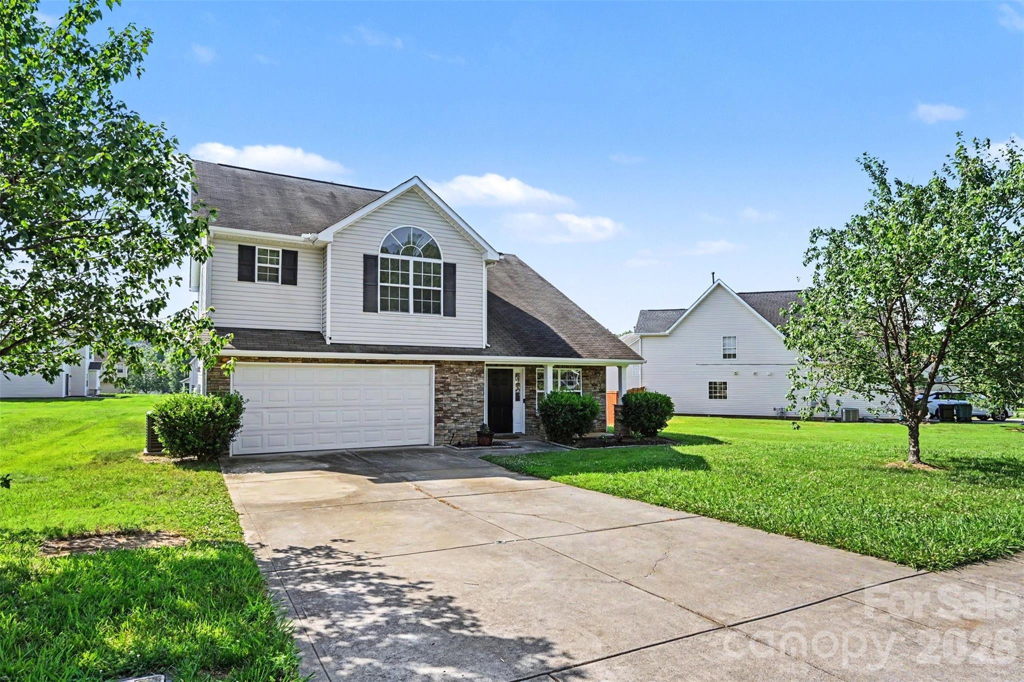 3014 Blueberry Drive — Monroe