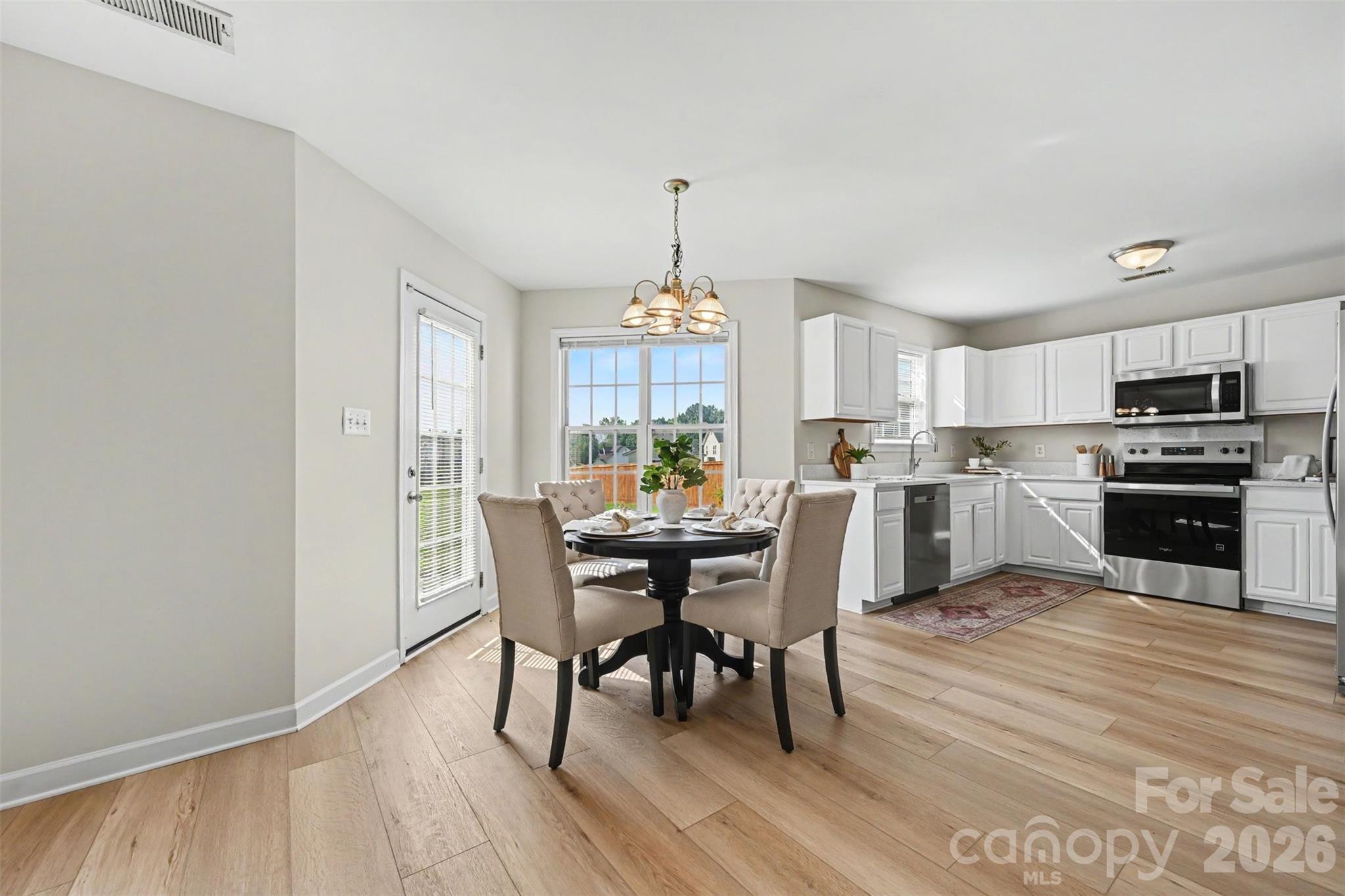 3014 Blueberry Drive — Monroe
