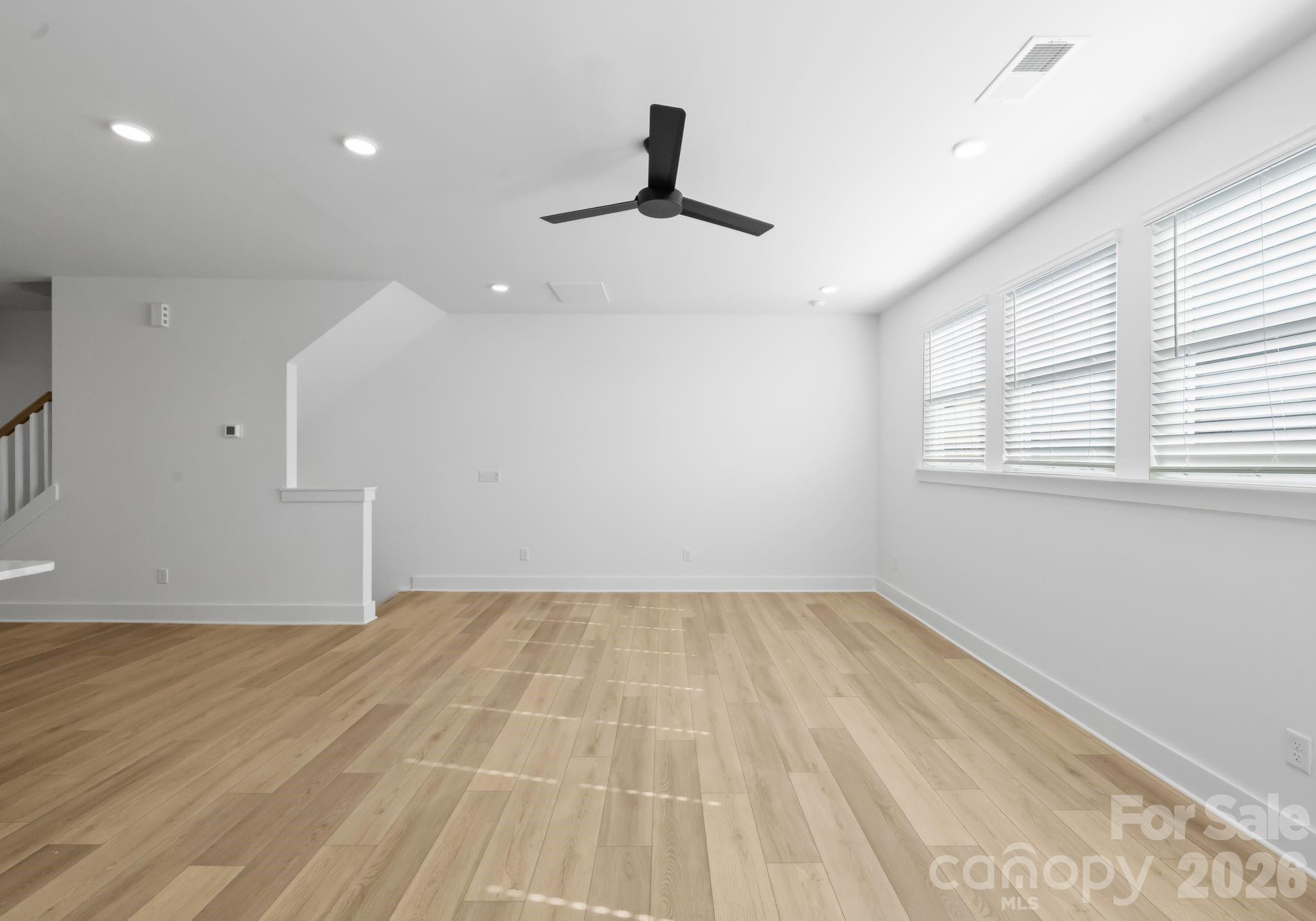 4015 Bass River Parkway — Charlotte
