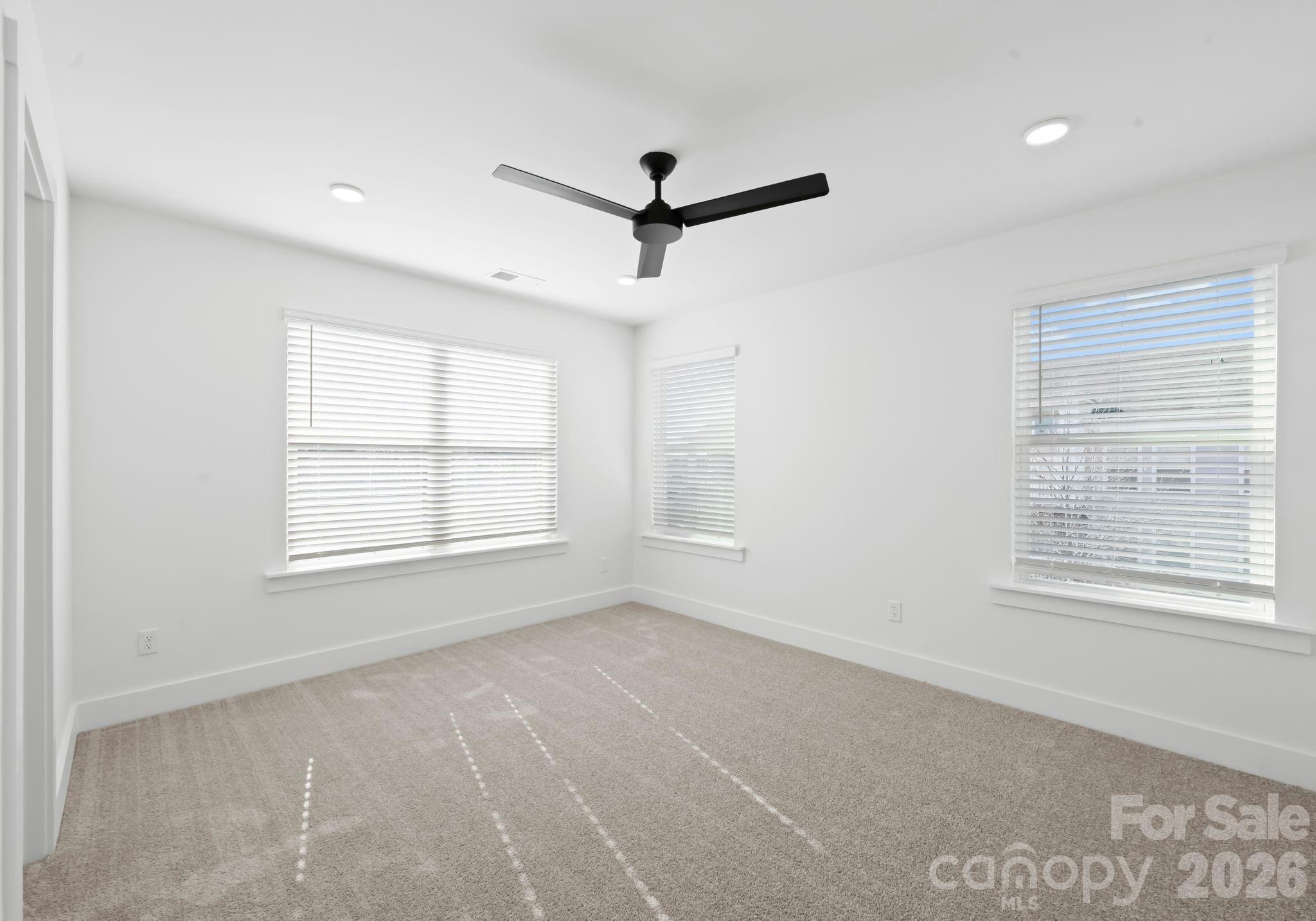 4015 Bass River Parkway — Charlotte