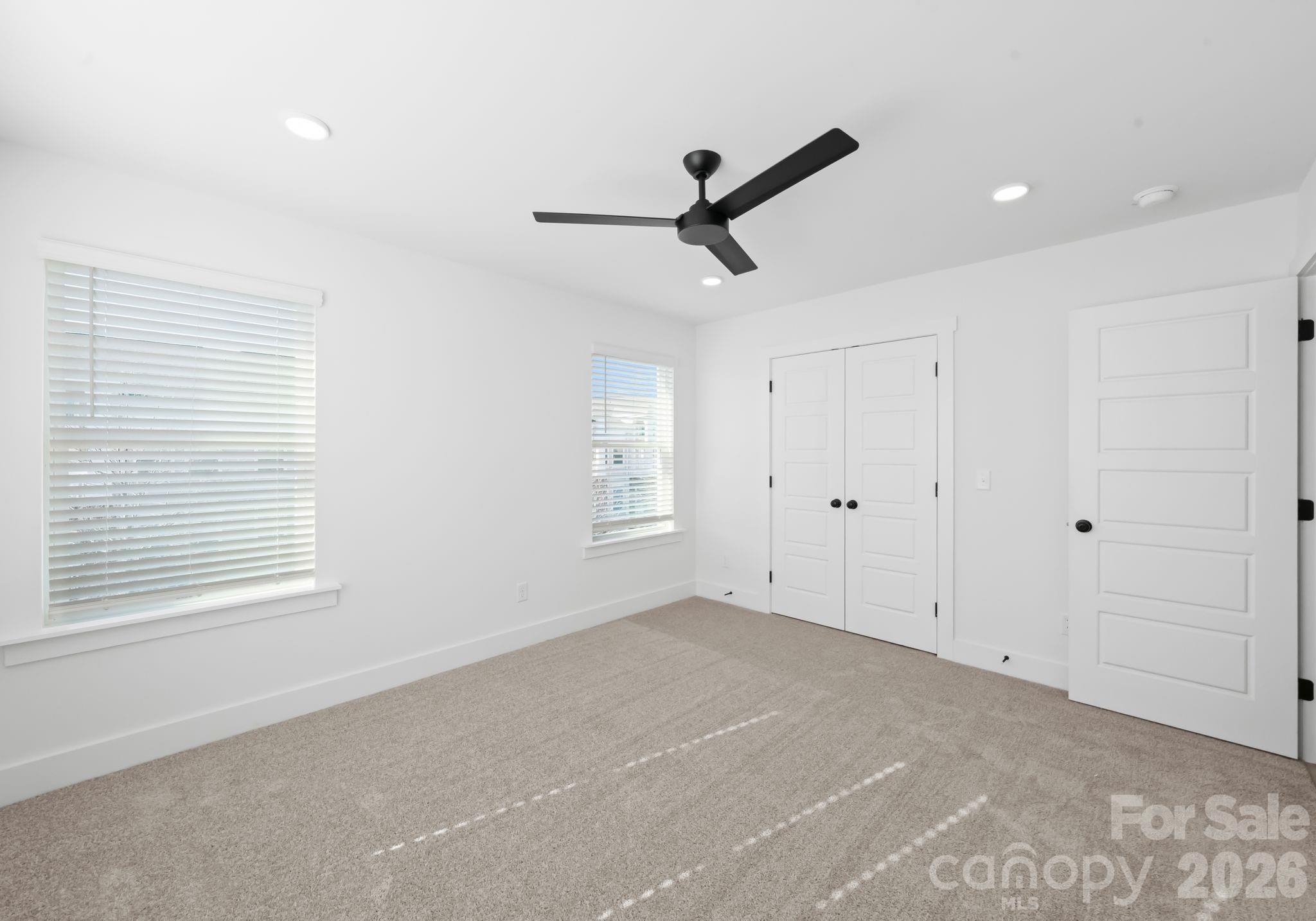 4015 Bass River Parkway — Charlotte