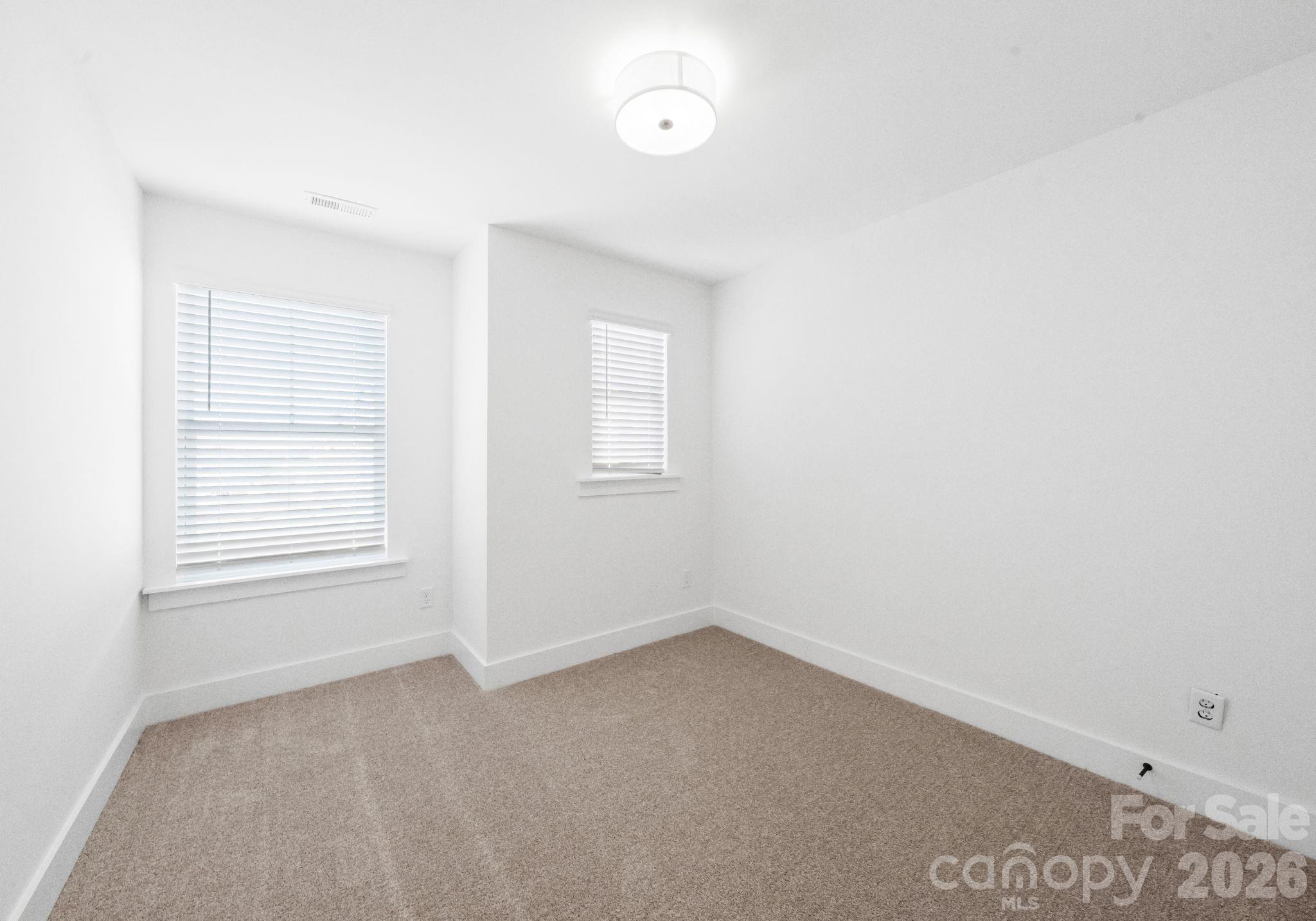 4015 Bass River Parkway — Charlotte